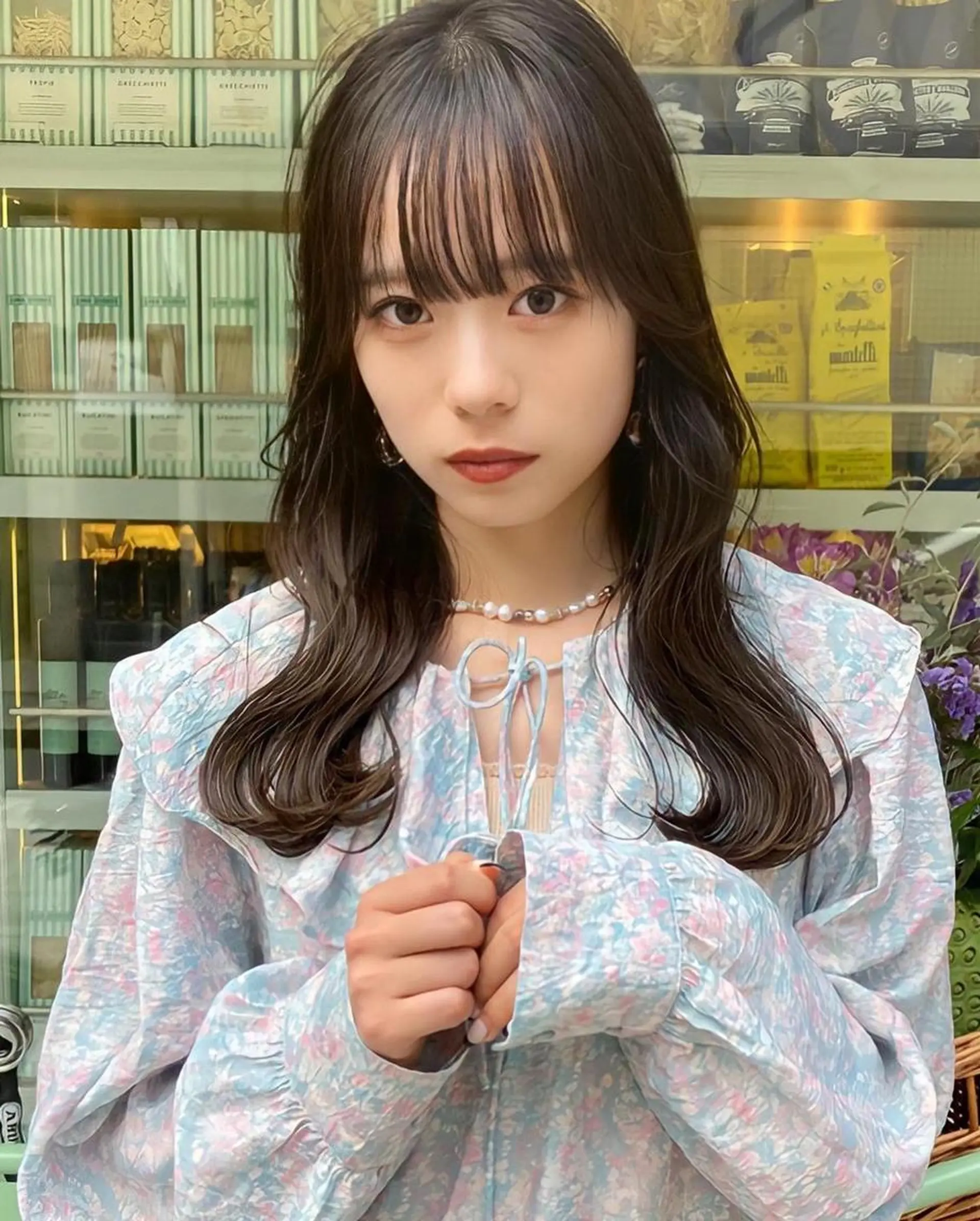 ミディアム カラー ヘアアレンジ ミディアムパーマ ベージュカラー 透明感カラー ハイライトカラー ミルクティーベージュ 韓国/髪質改善💘 櫻井かれんのヘアスタイル