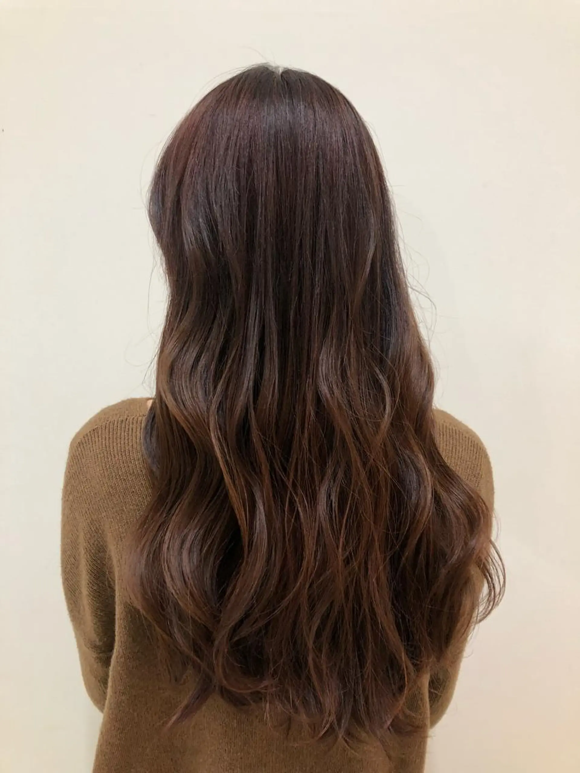 カラー TotalBeautysalonCURE所属・CURE 朱梨のネイルデザイン