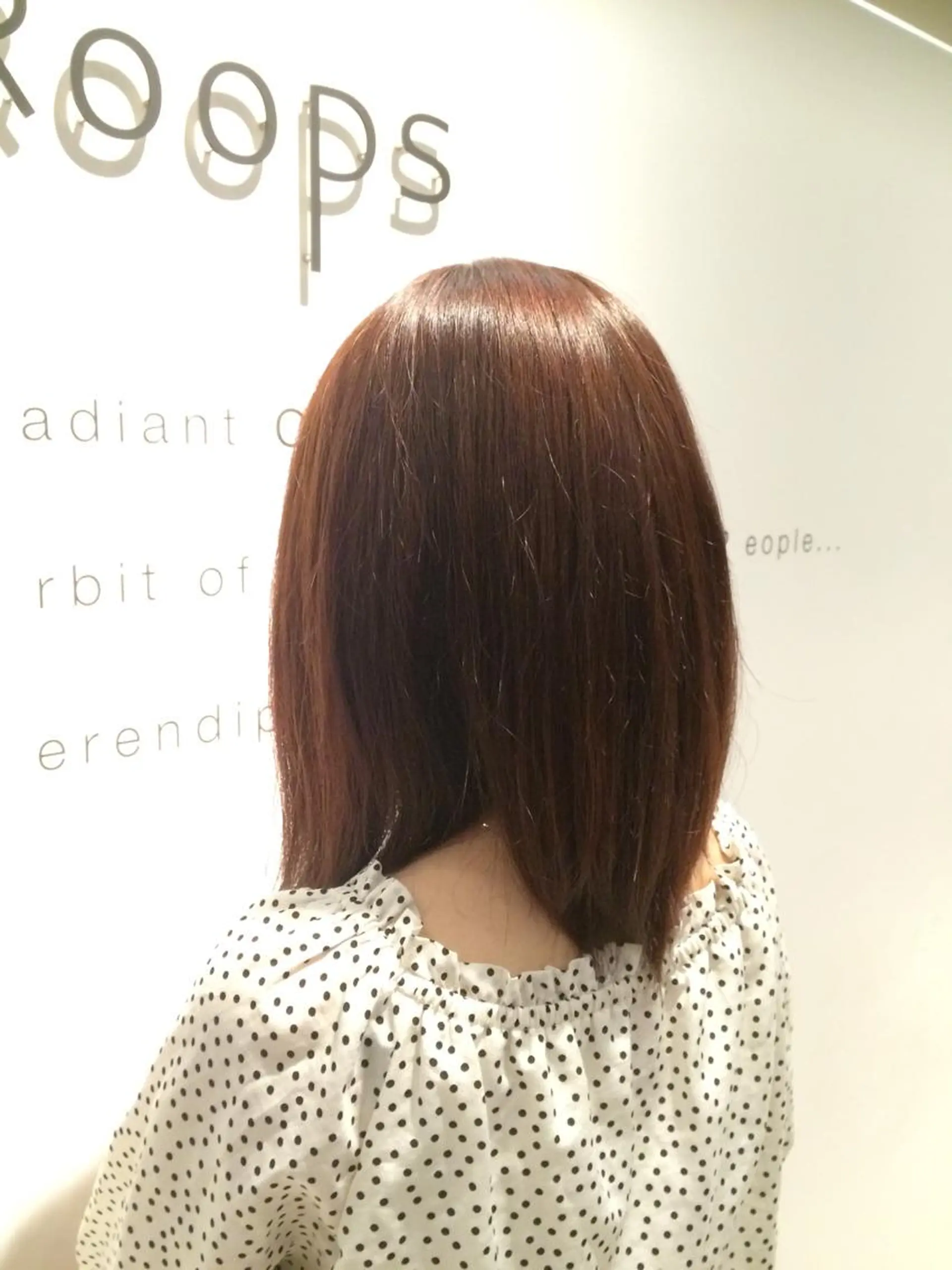 ミディアム カラー ブラウンカラー ピンクカラー ピンクブラウン 鈴木 沙羅のヘアスタイル