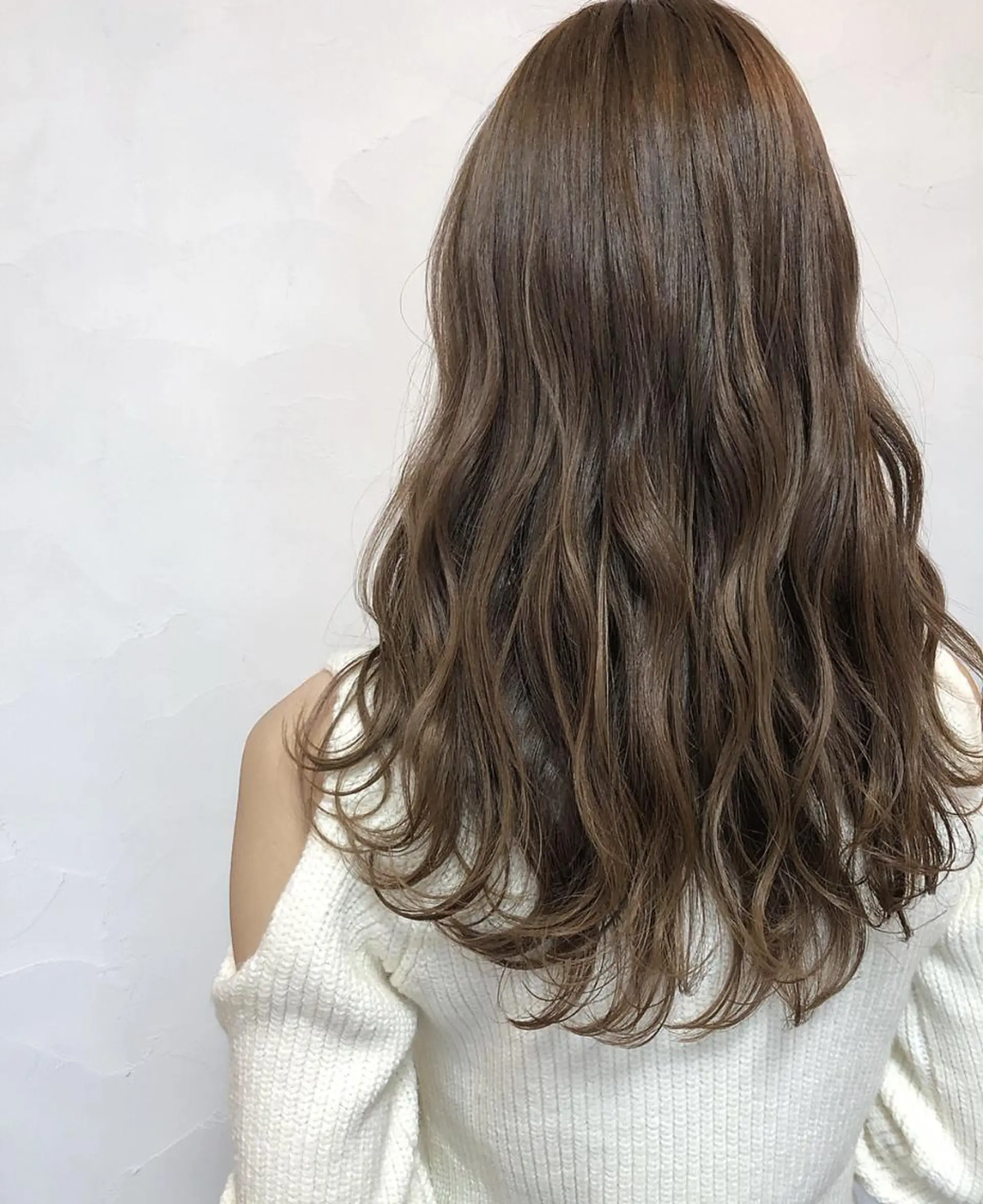 ロング カラー ベージュカラー 透明感カラー グレージュ トリートメント hair salon Ranun髪質改善のヘアスタイル