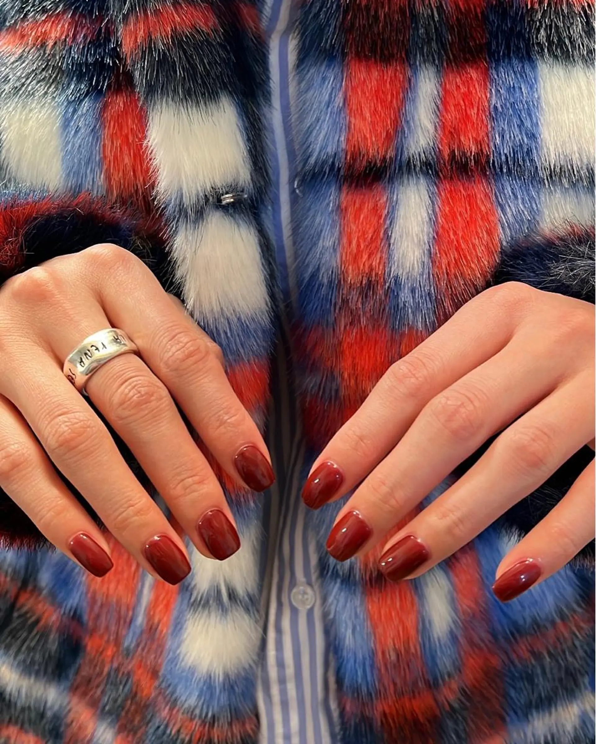 ネイル ハンドネイル フットネイル ハンドケア Nes.Nail所属・Miyagi Asamiのネイルデザイン