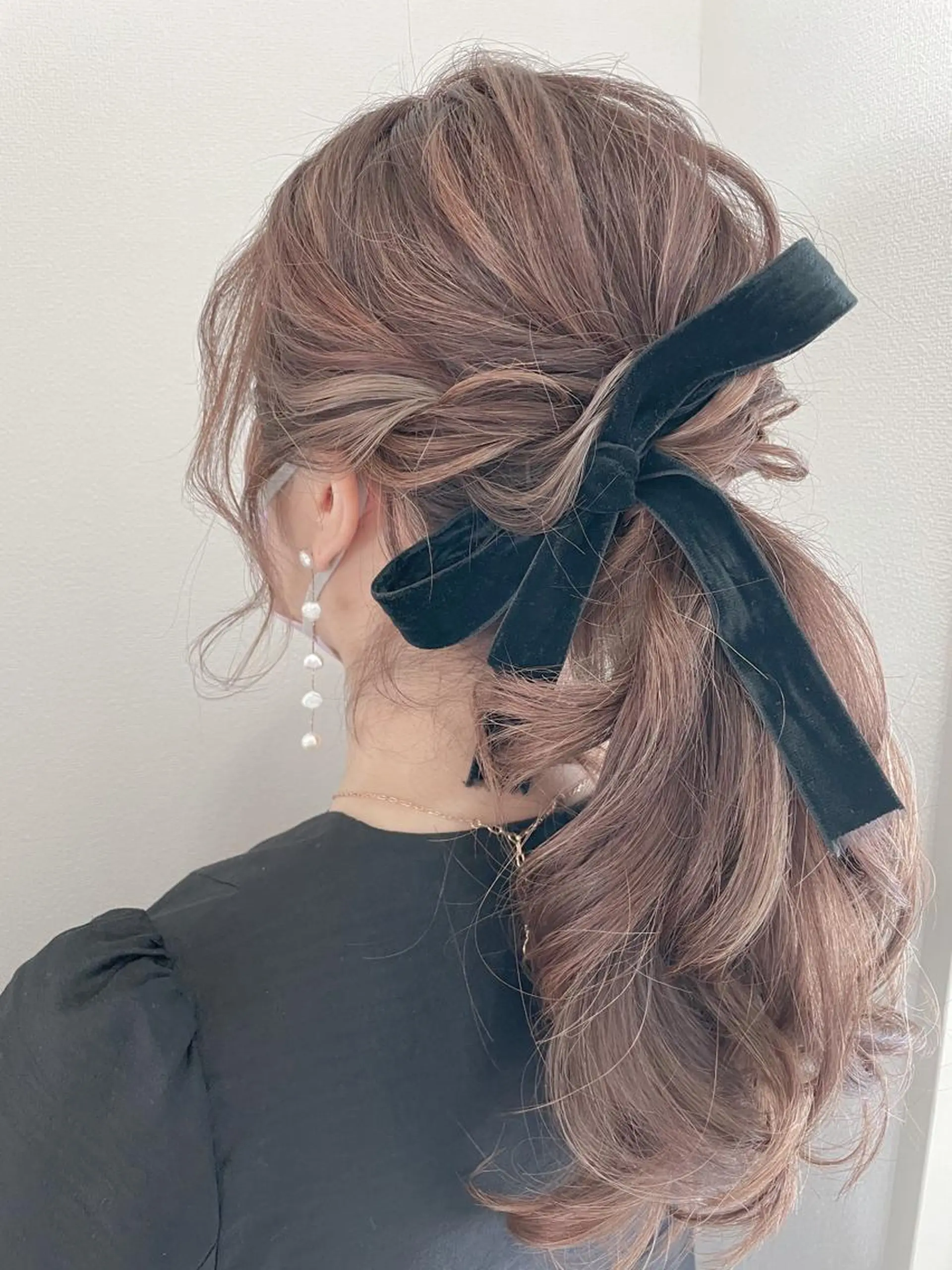 セミロング ヘアアレンジ キッズ ポニーテール PLUS縁所属・ヘアメイク10年から 美容師💄Anriのヘアスタイル