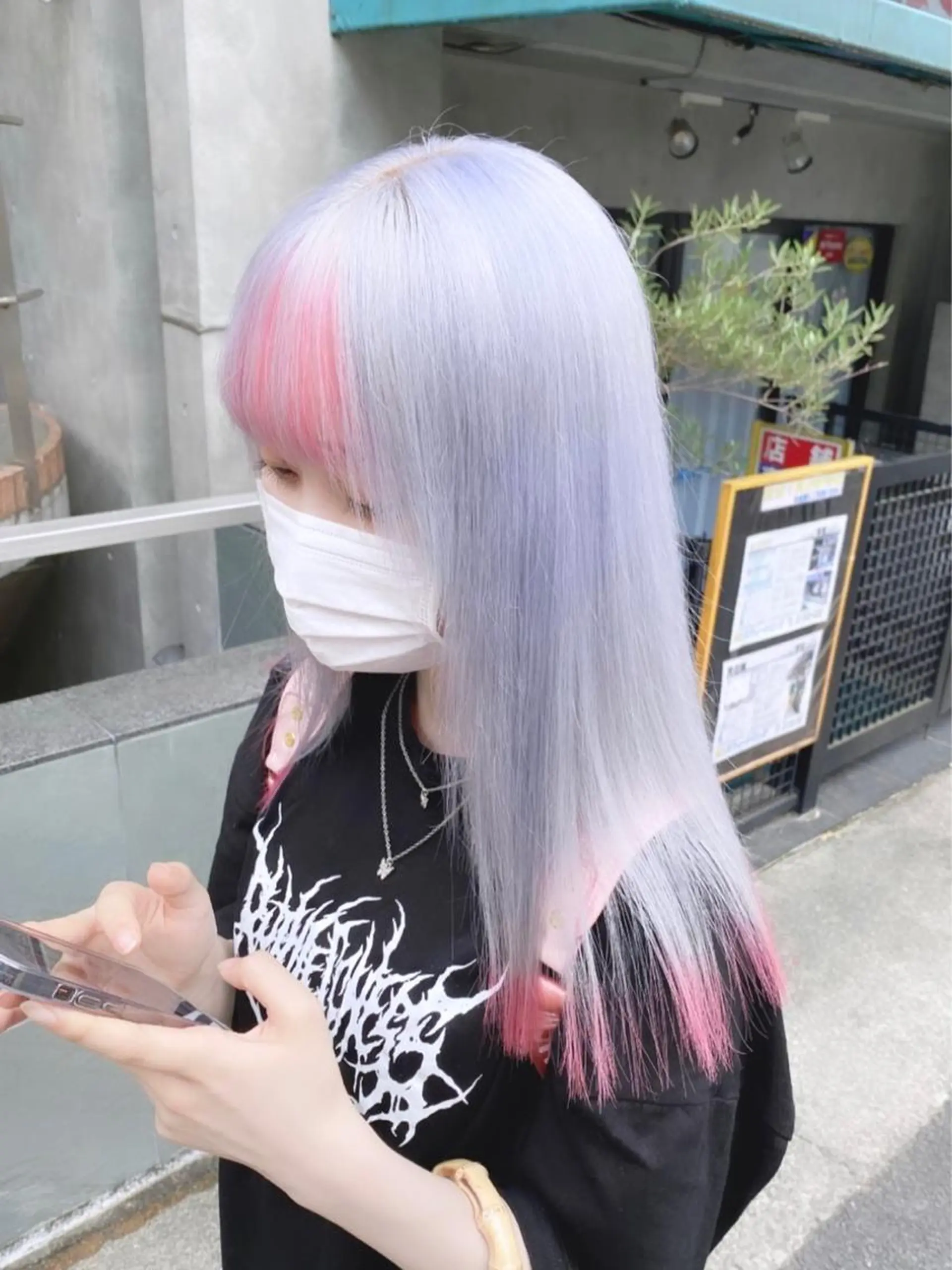 ロング カラー パーマ ヘアアレンジ メンズ キッズ ネイル マツエク・マツパ アイブロウ ブルーカラー シルバー 眉カラー ブルー シルバー ハイトーンNo.1 👩🏼NaGiSaのヘアスタイル