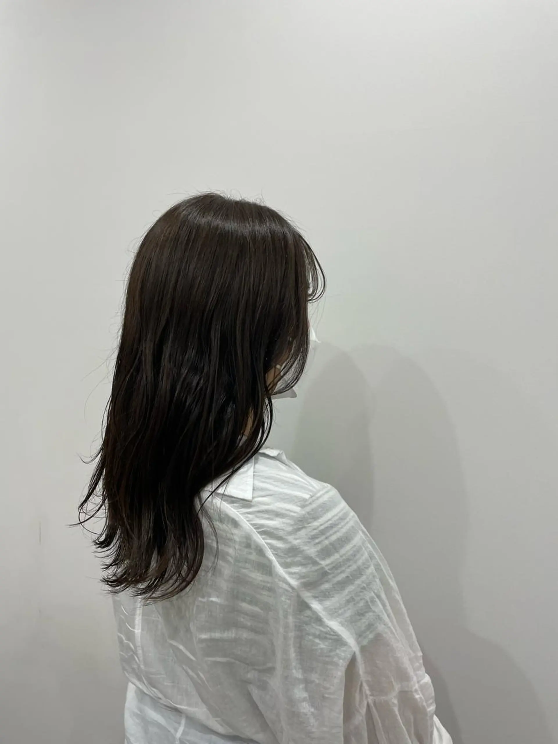 ロング カラー 透明感カラー カット ヘアカラー トリートメント ニシザカ マナのヘアスタイル