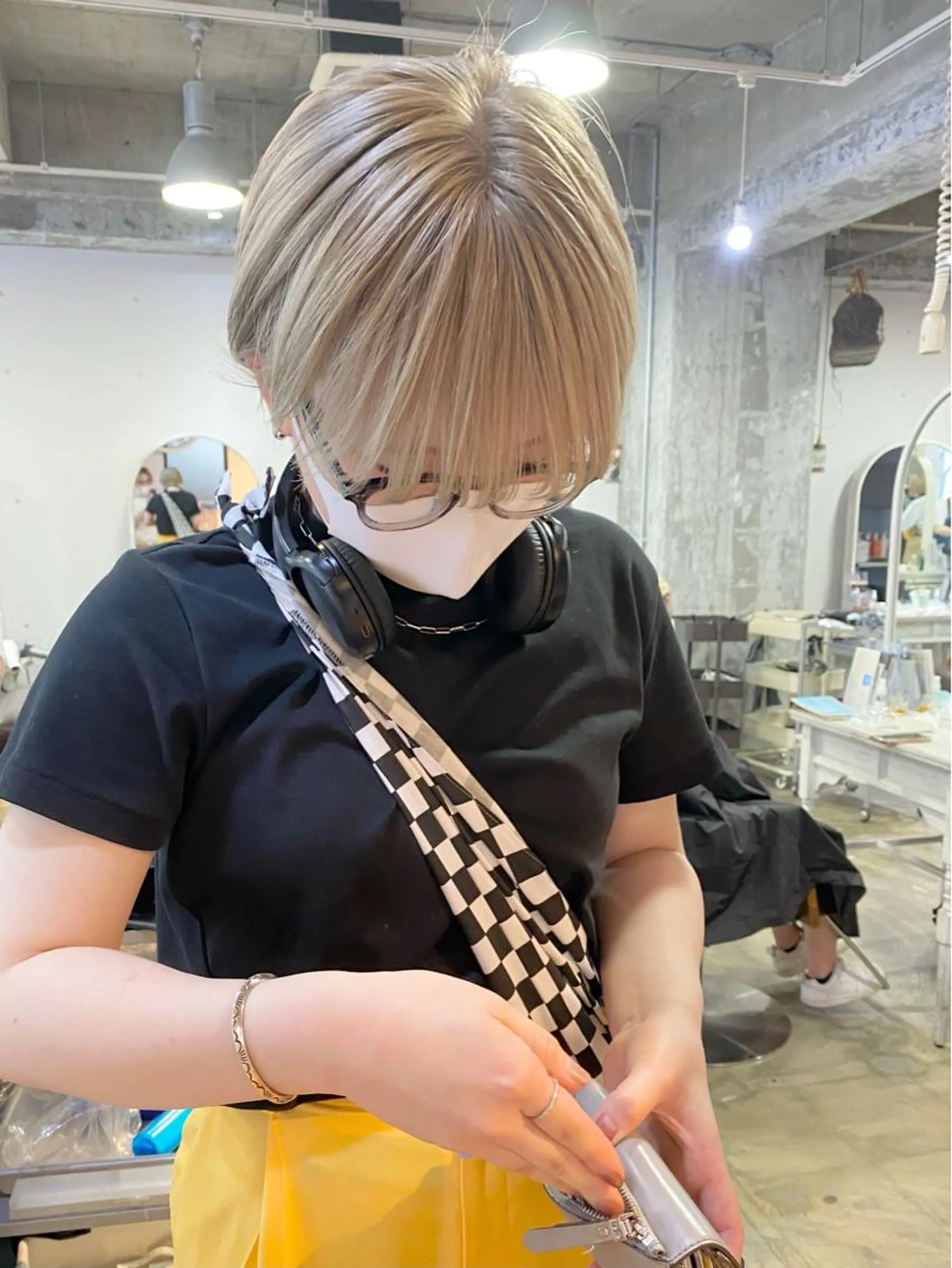 ミディアム カラー ベージュカラー ブリーチ ブロンド ブロンドベージュ ハイトーンカラー ヘアカラー Piaコータロー ハイトーン&‪ボブのヘアスタイル