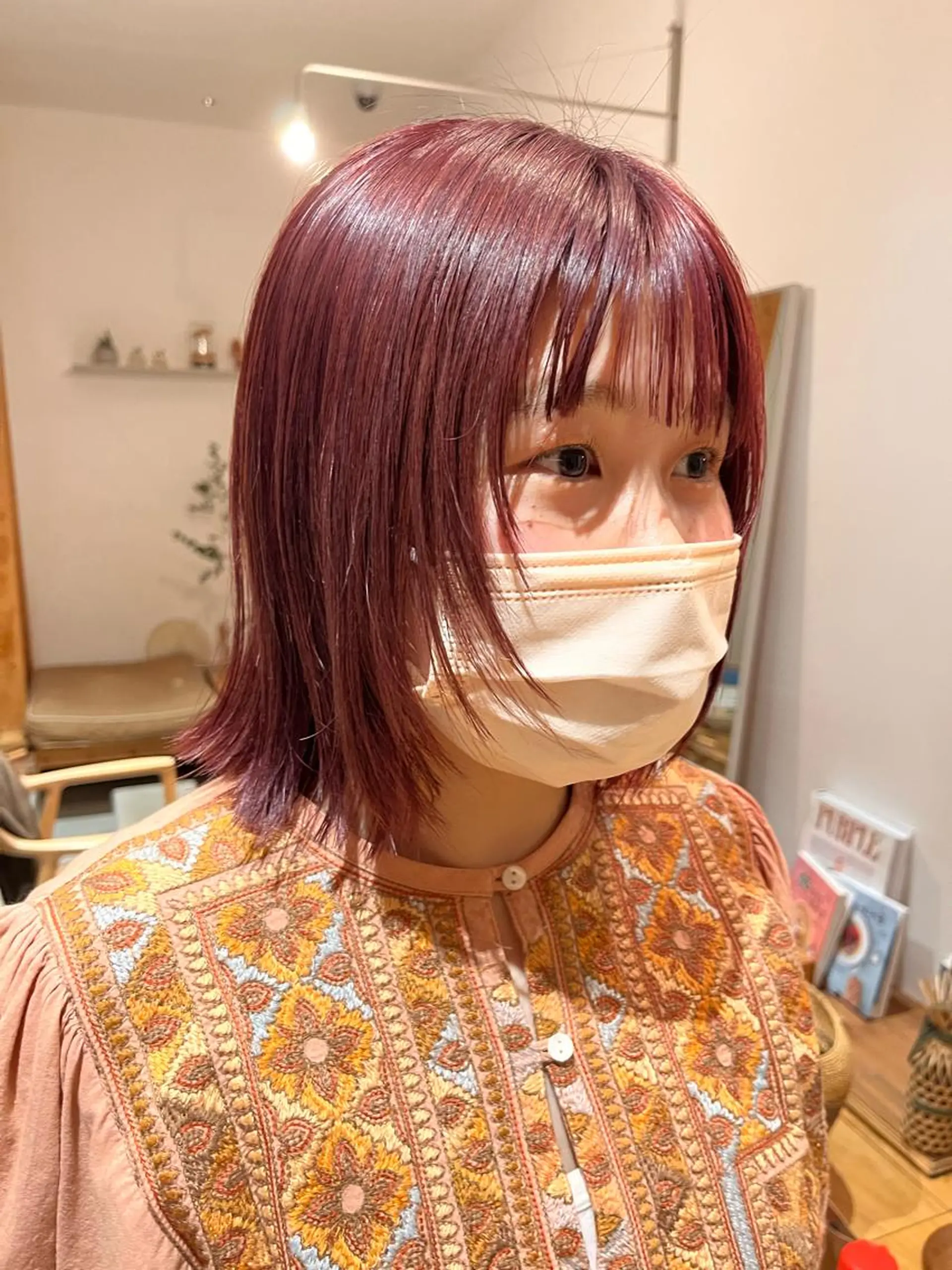 ミディアム 顔まわりレイヤー レイヤーカット モダーン北鎌倉所属・中溝 アカリのヘアスタイル