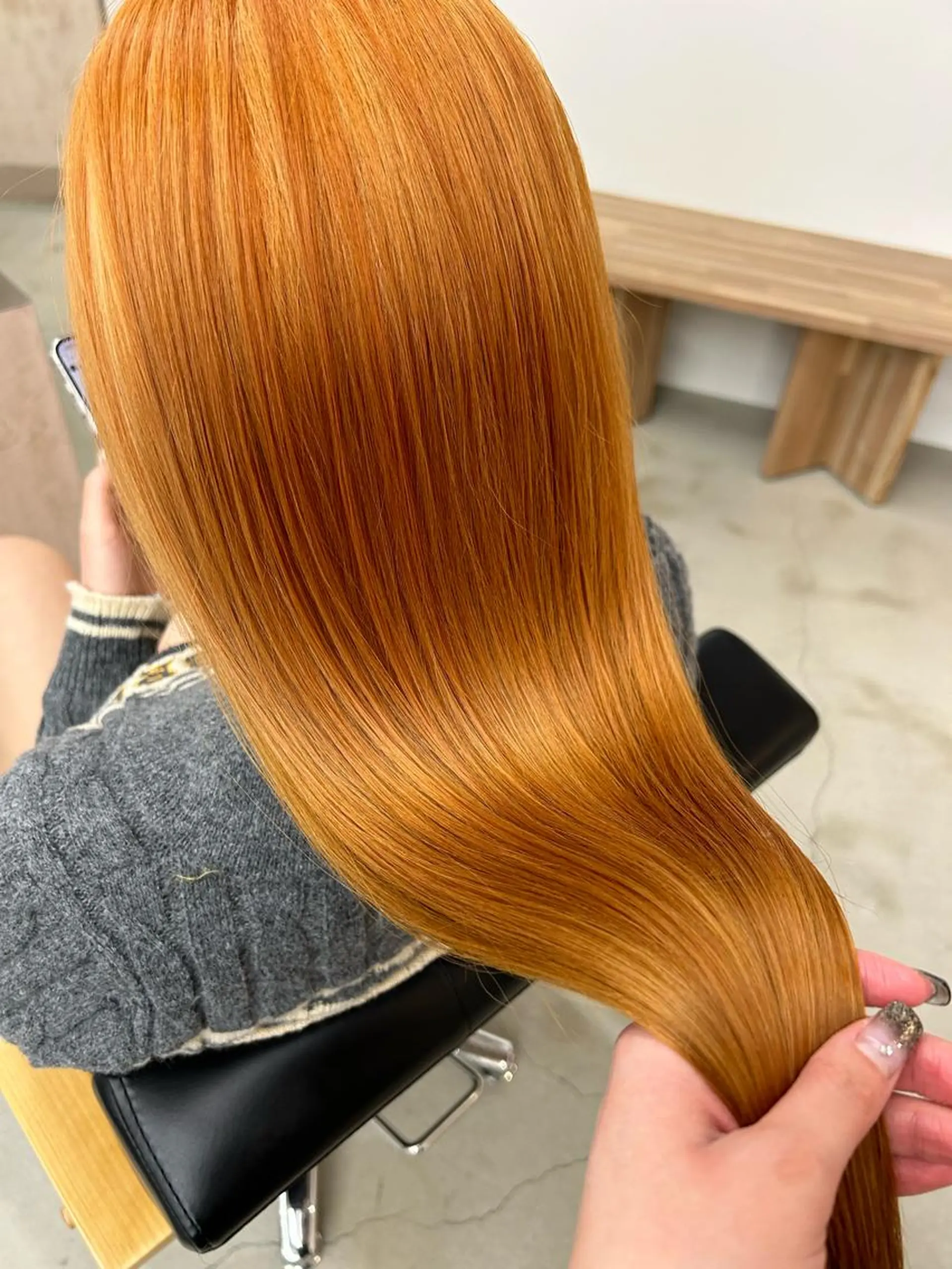 ロング カラー noa  🦋 ブリーチ/暖色のヘアスタイル