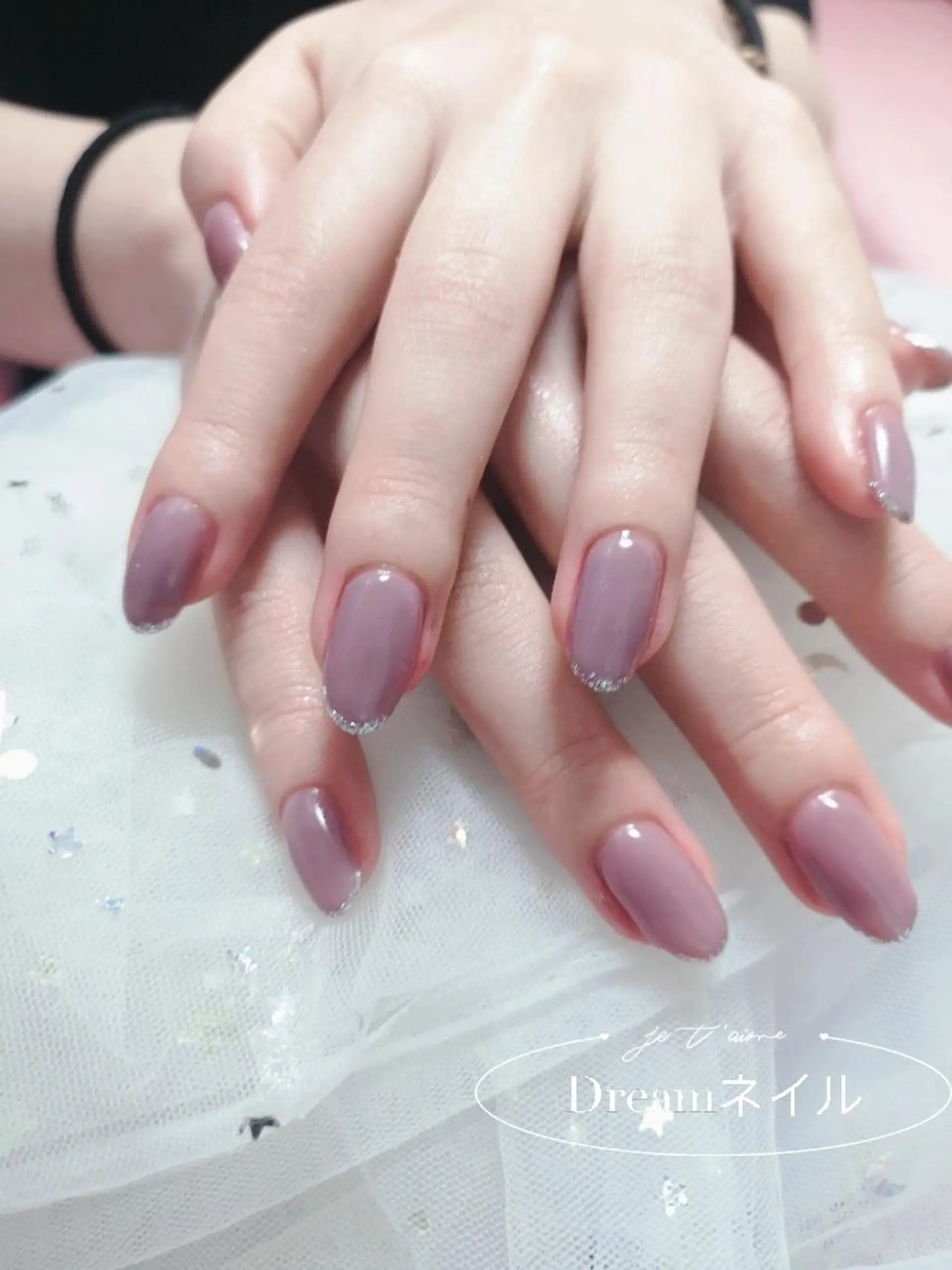 セミロング ネイリストゆか💅 長さだし、深爪矯正のネイルデザイン