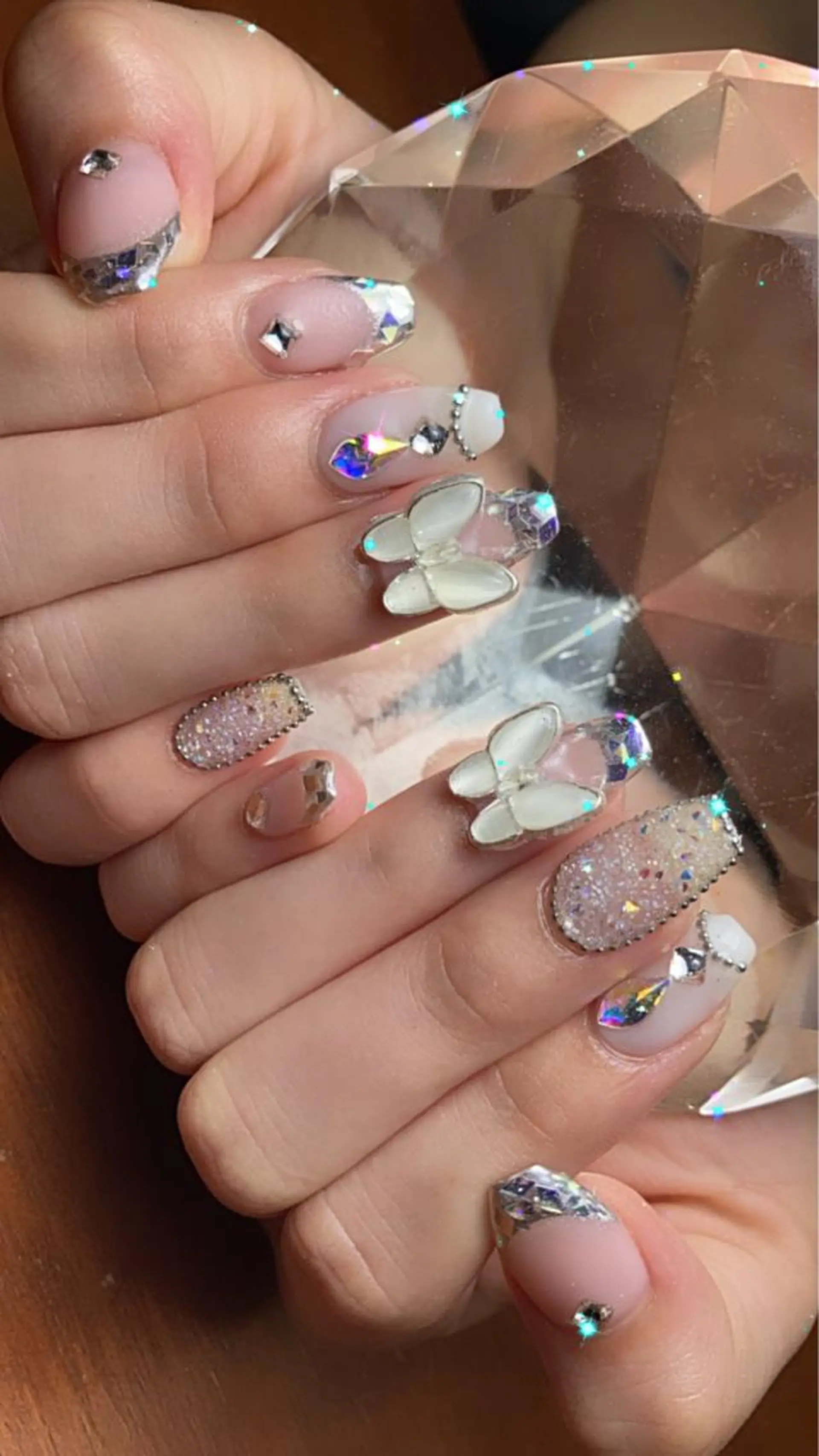ネイル nailALBA 安蒜良彰のネイルデザイン