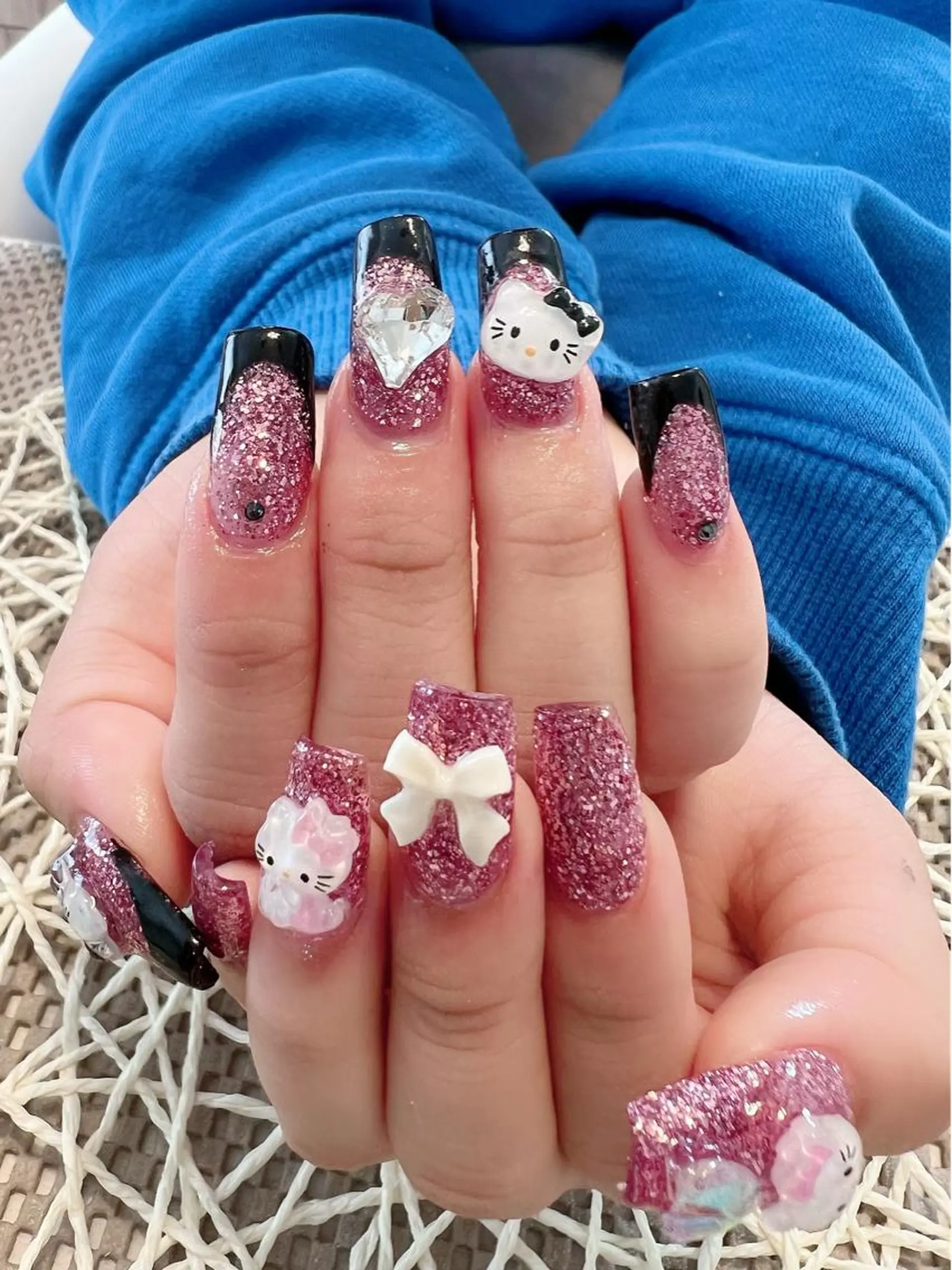 ネイル フレンチネイル ラメ(グリッター) 持ち込み ピンク スカルプネイル ハンドネイル シェヌネイル JURAのネイルデザイン