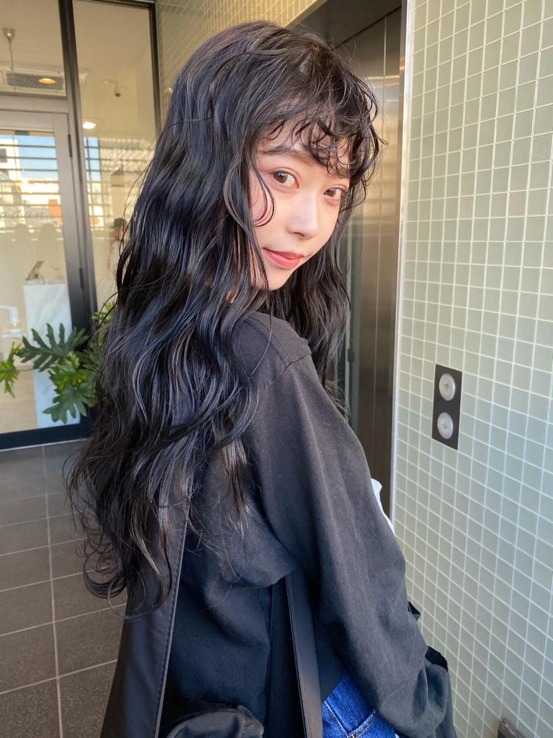 ロング カラー パーマ ヘアアレンジ ネイル マツエク・マツパ ヘアセット umu.［韓国ヘア /ダウンパーマ］のヘアスタイル