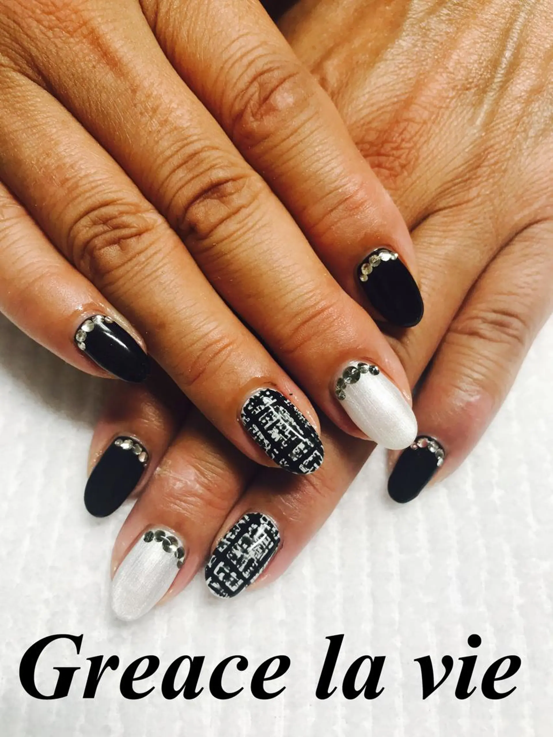 ミディアム カラー パーマ ヘアアレンジ キッズ ネイル マツエク・マツパ ツイードネイル Greace la vie所属・Greace  la vieのネイルデザイン