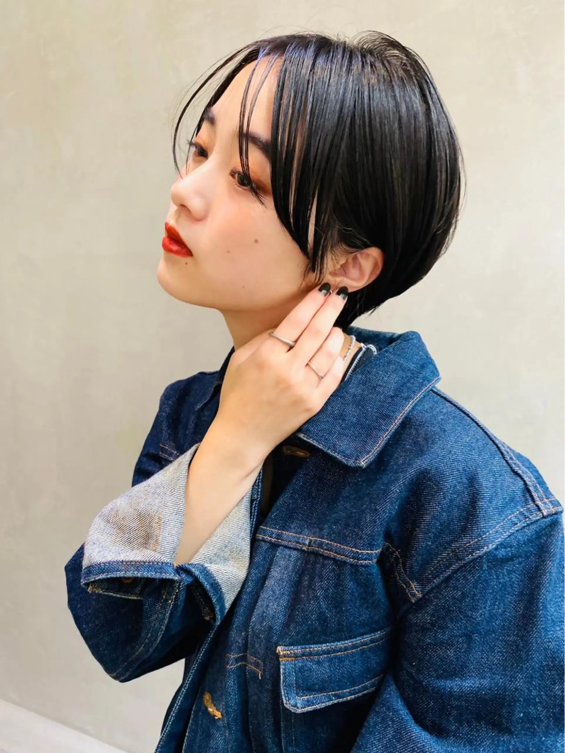 ショート 地毛風艶カラー🌿 喜多夏海のヘアスタイル