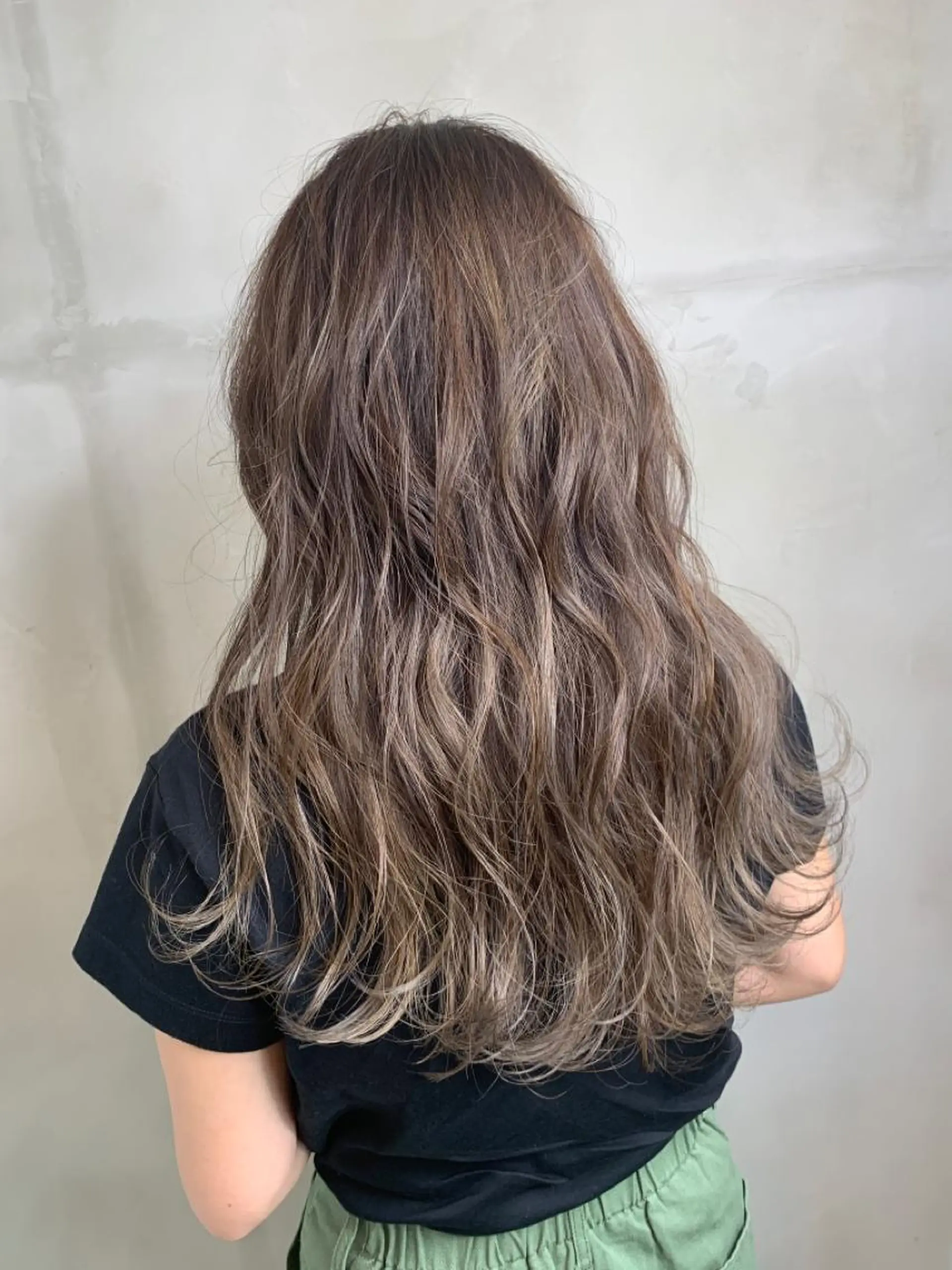 セミロング ハイライト 河野 圭三のヘアスタイル