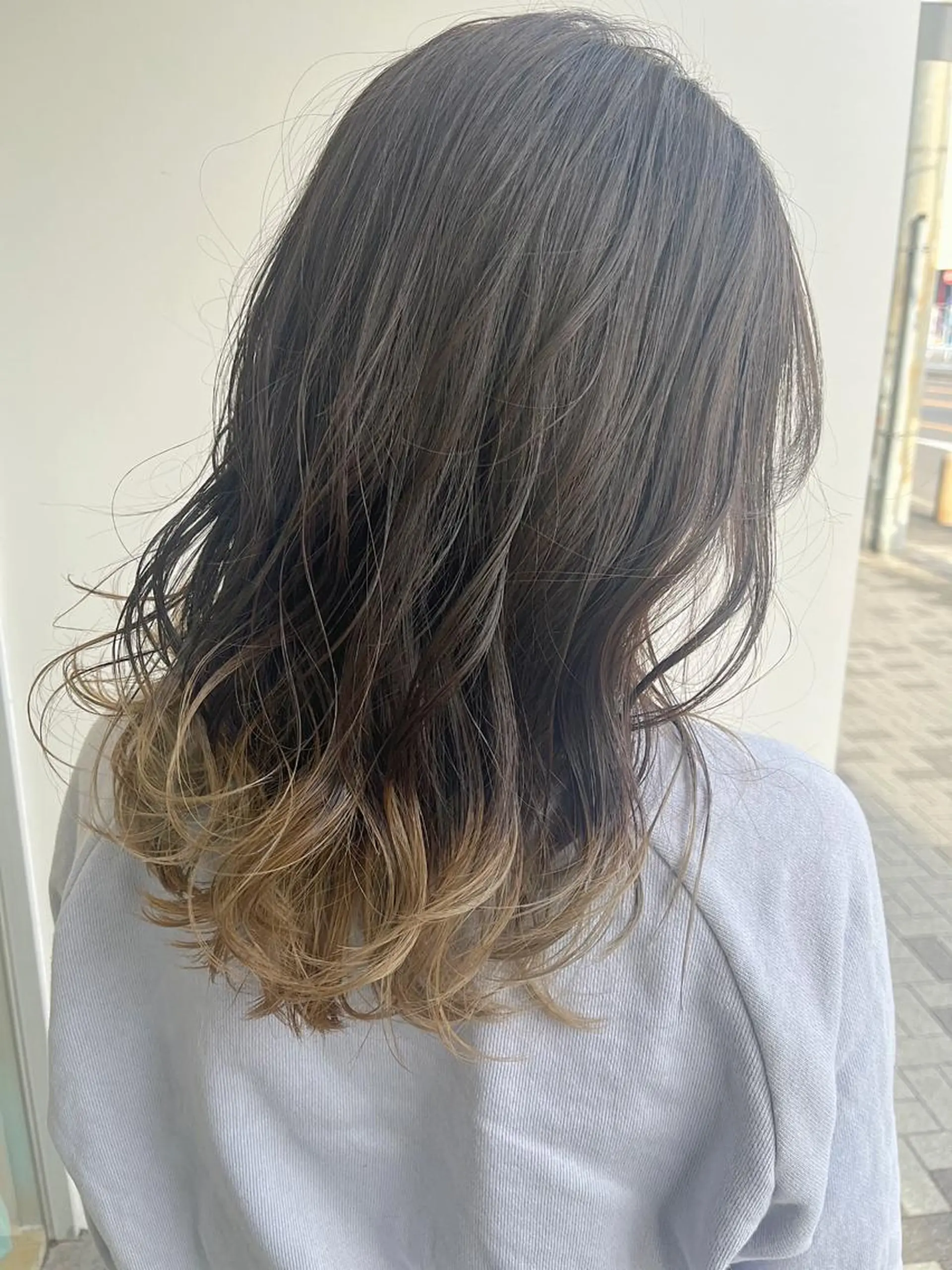 カラー 村松 萌のヘアスタイル