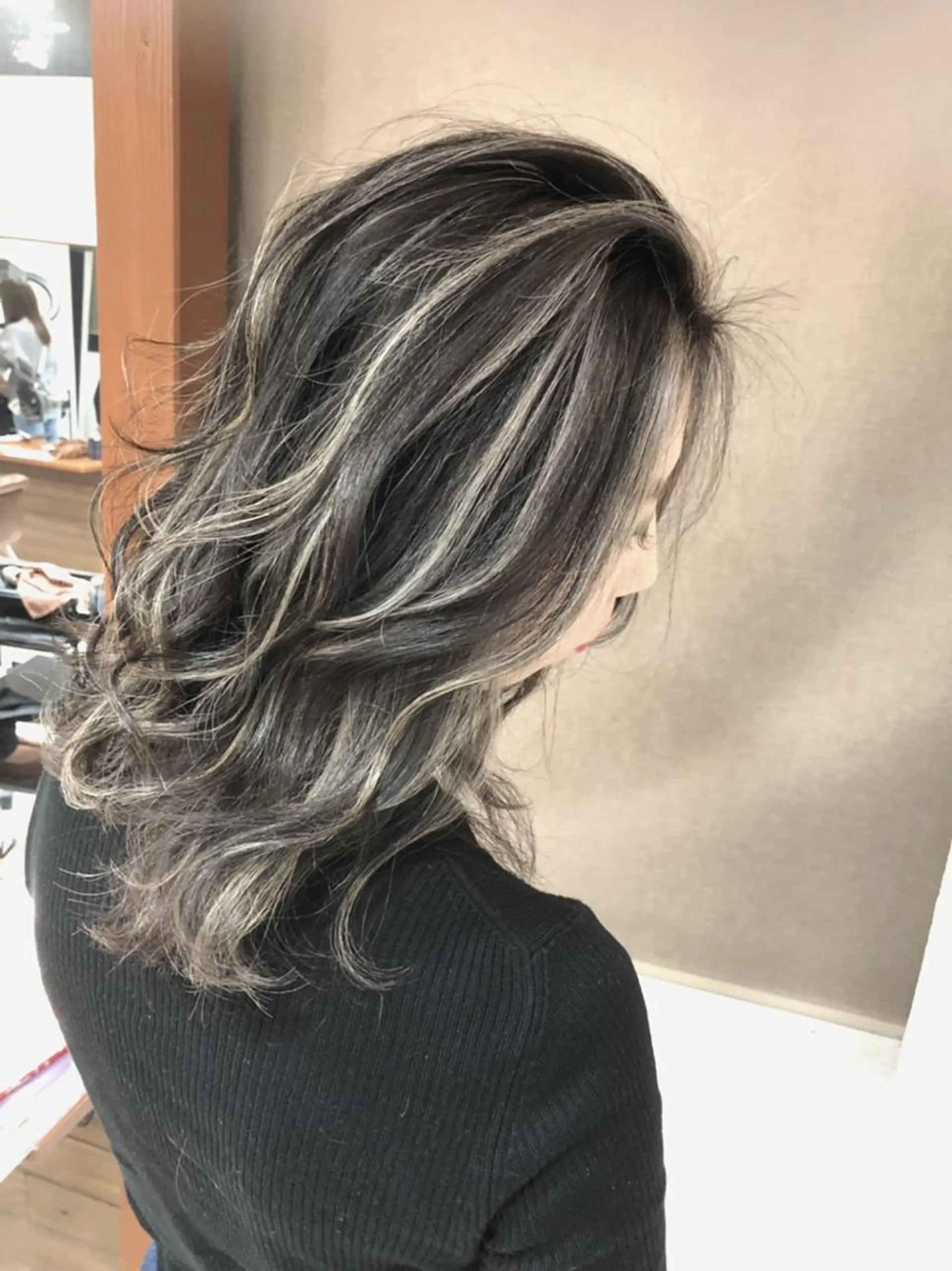 カラー ロング nico. ニコのヘアスタイル