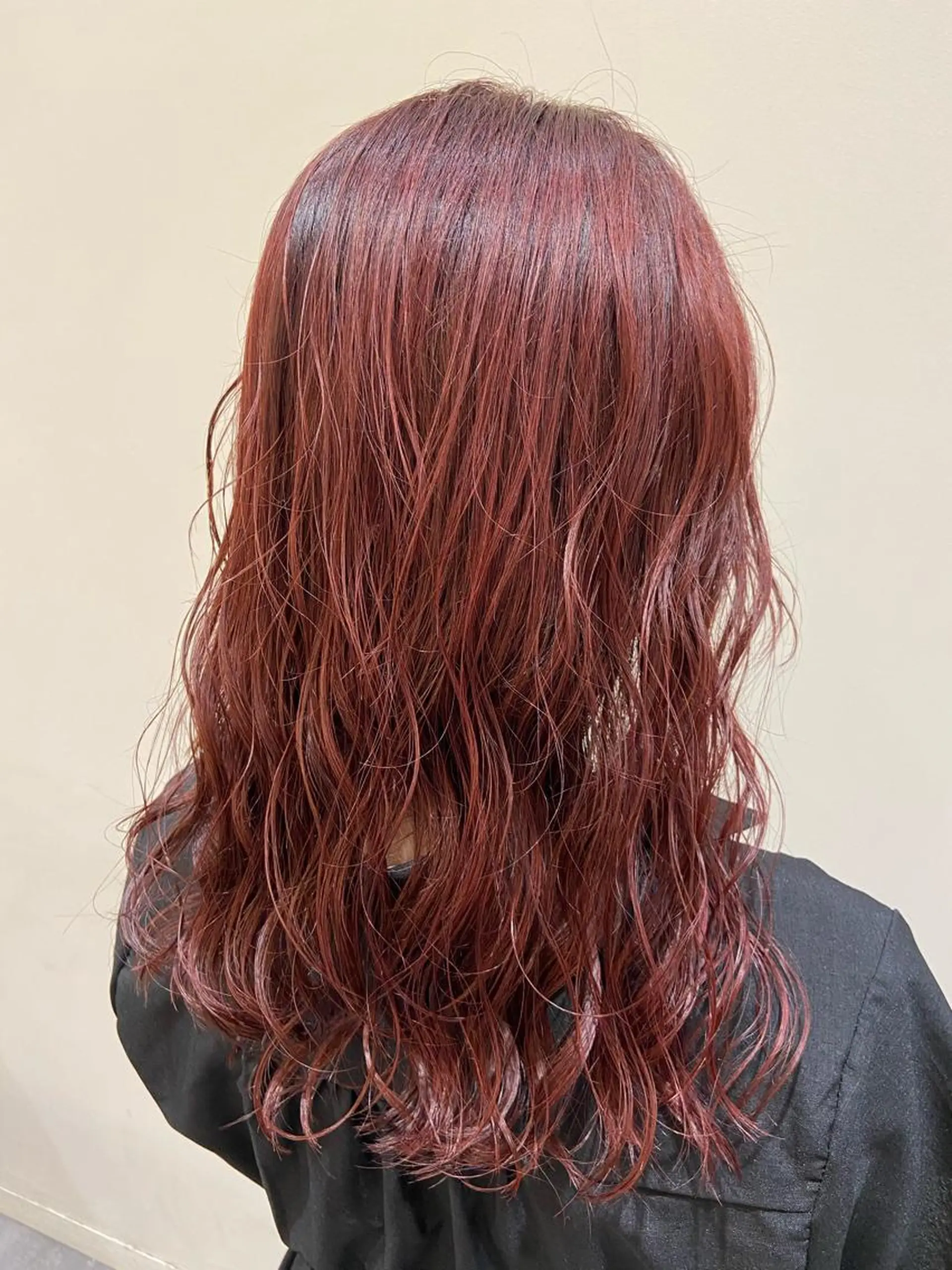 ミディアム カラー レッドカラー ヘアカラー Amour なぐらのヘアスタイル