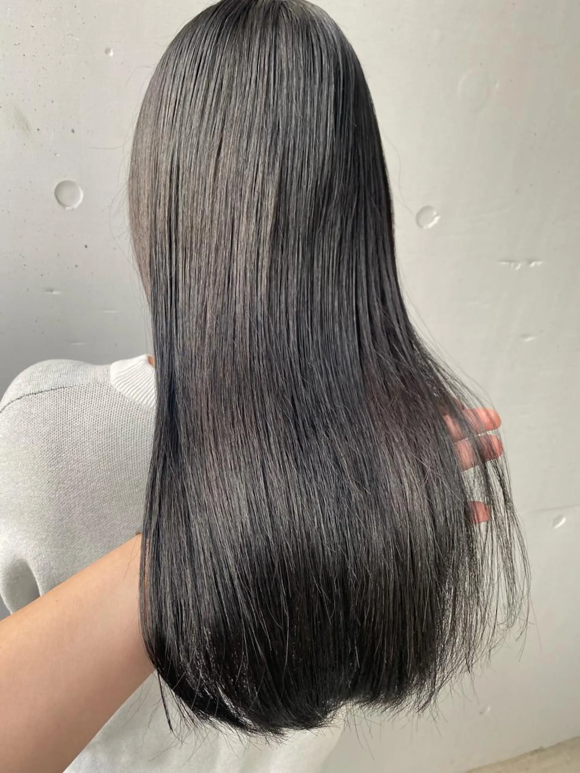 セミロング カラー セミロングパーマ 学生 トリートメント ヘアカラー トリートメント 髪質改善/レイヤー ストウシンゴのヘアスタイル