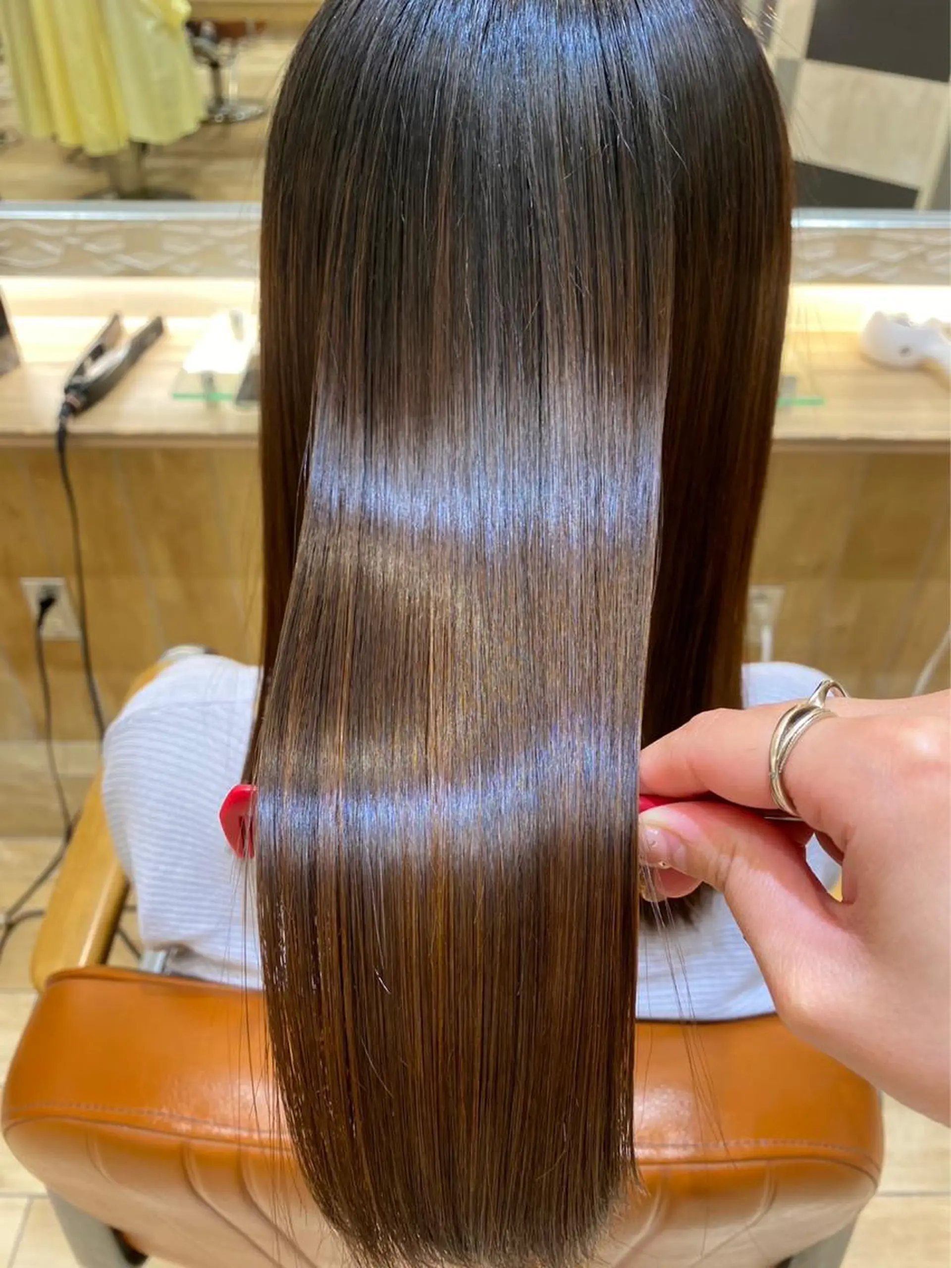 ミディアム 艶カラー/ よしみ🥣のヘアスタイル