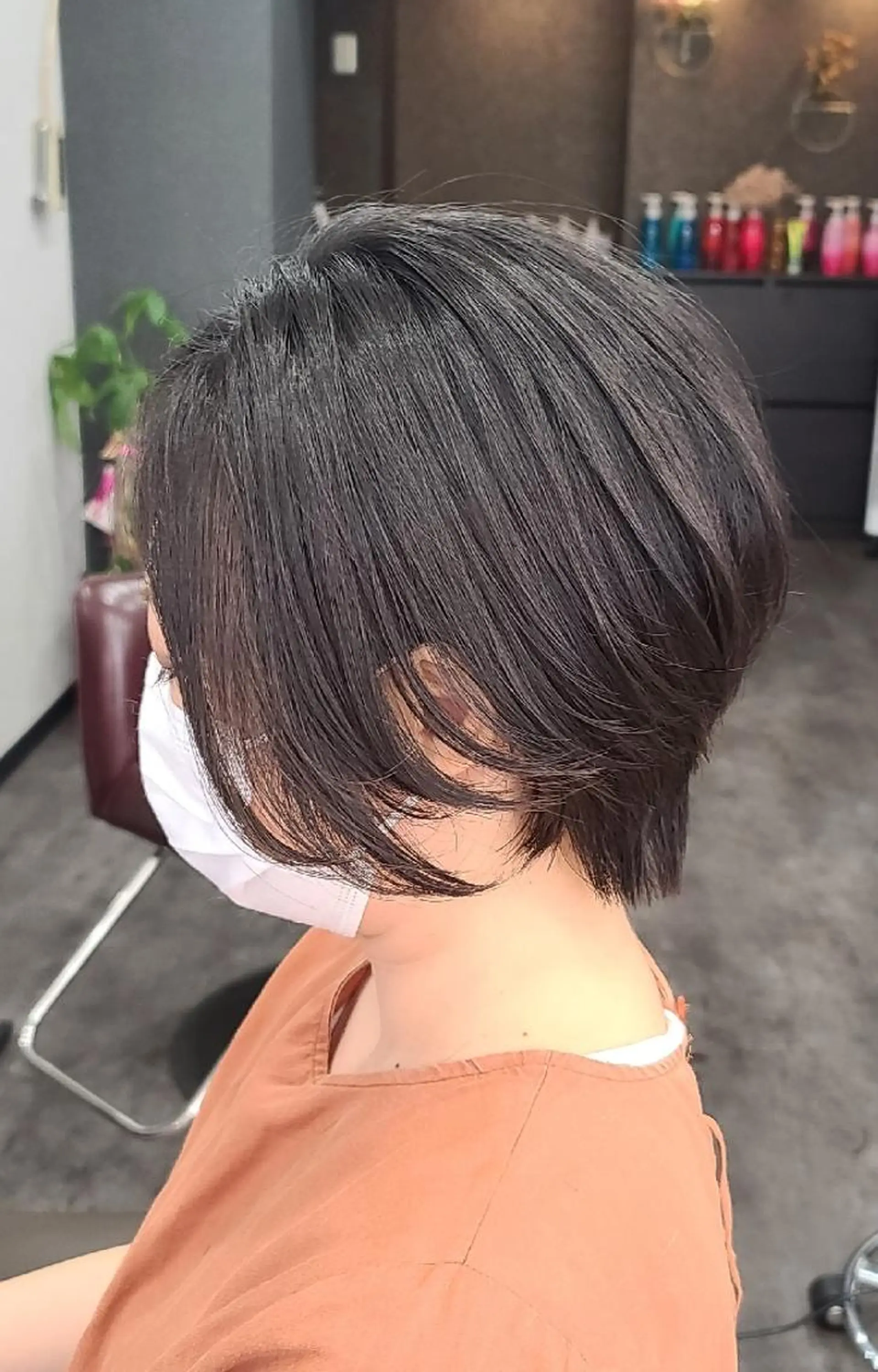 ショート カラー カット ヘアカラー トリートメント 井澗 修二のヘアスタイル