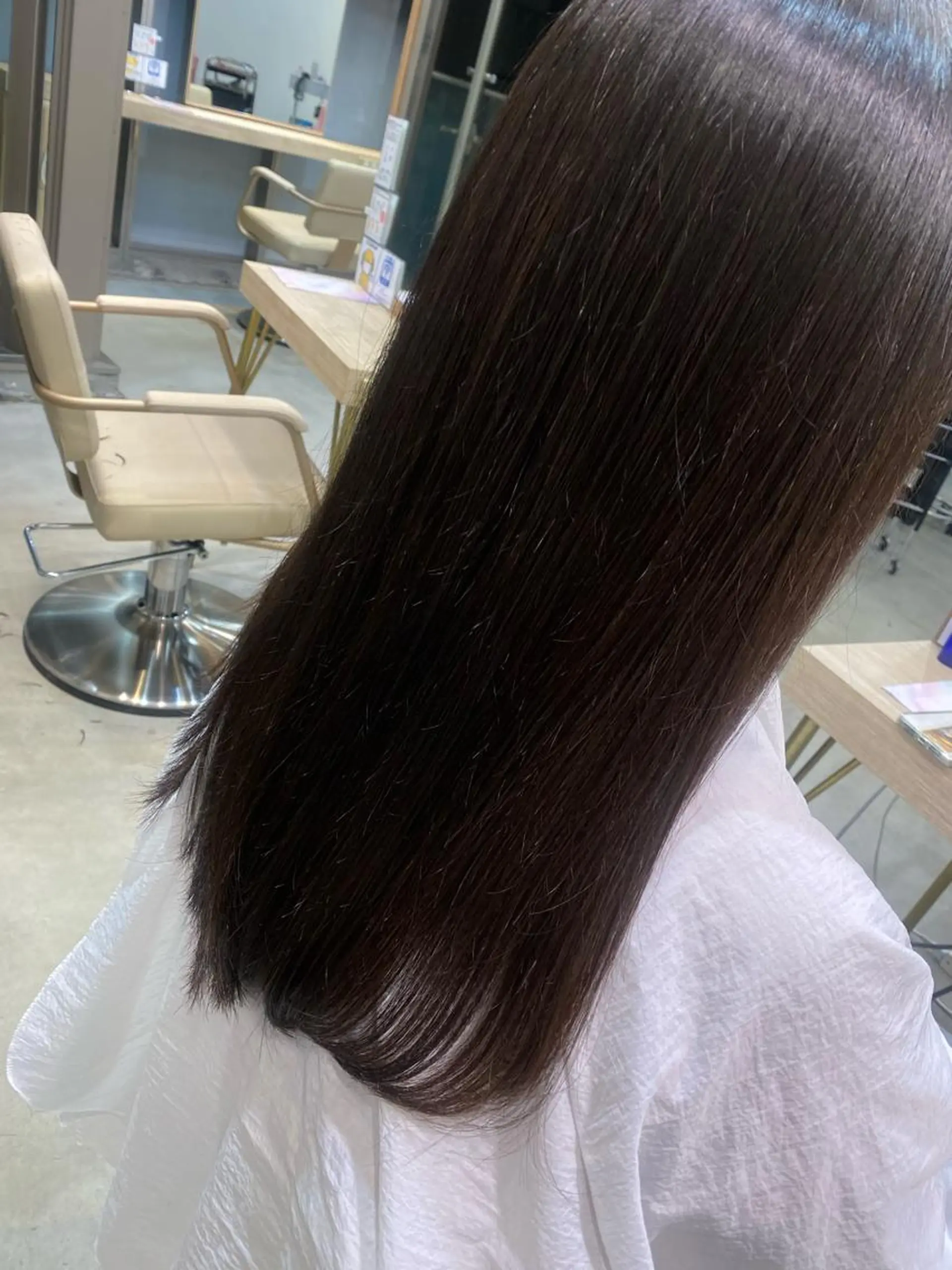 ロング ELEANOAH TOKYO エレノア トーキョー所属・RENA 🎀のヘアスタイル