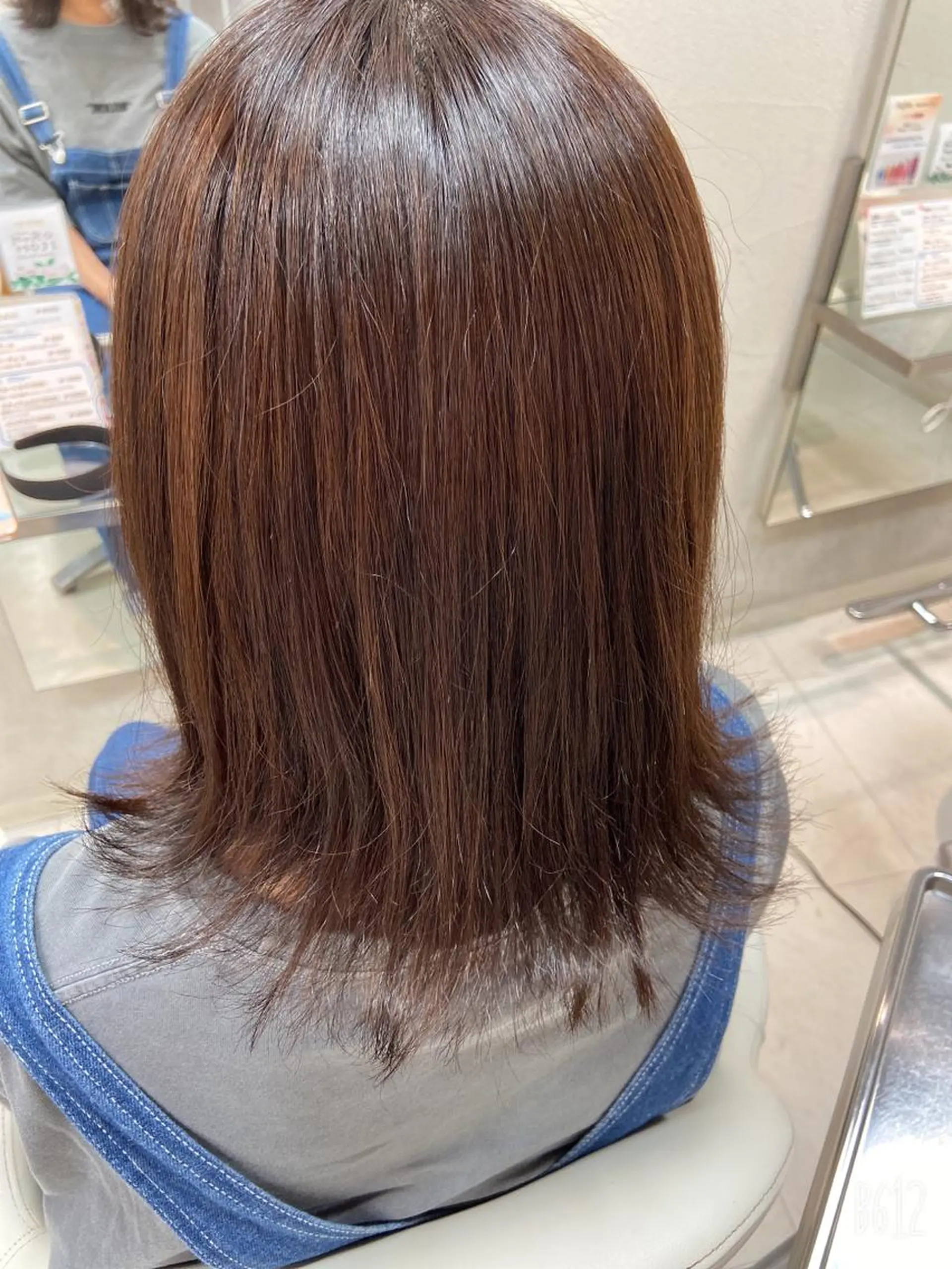 ミディアム カラー 菊地 美憂のヘアスタイル