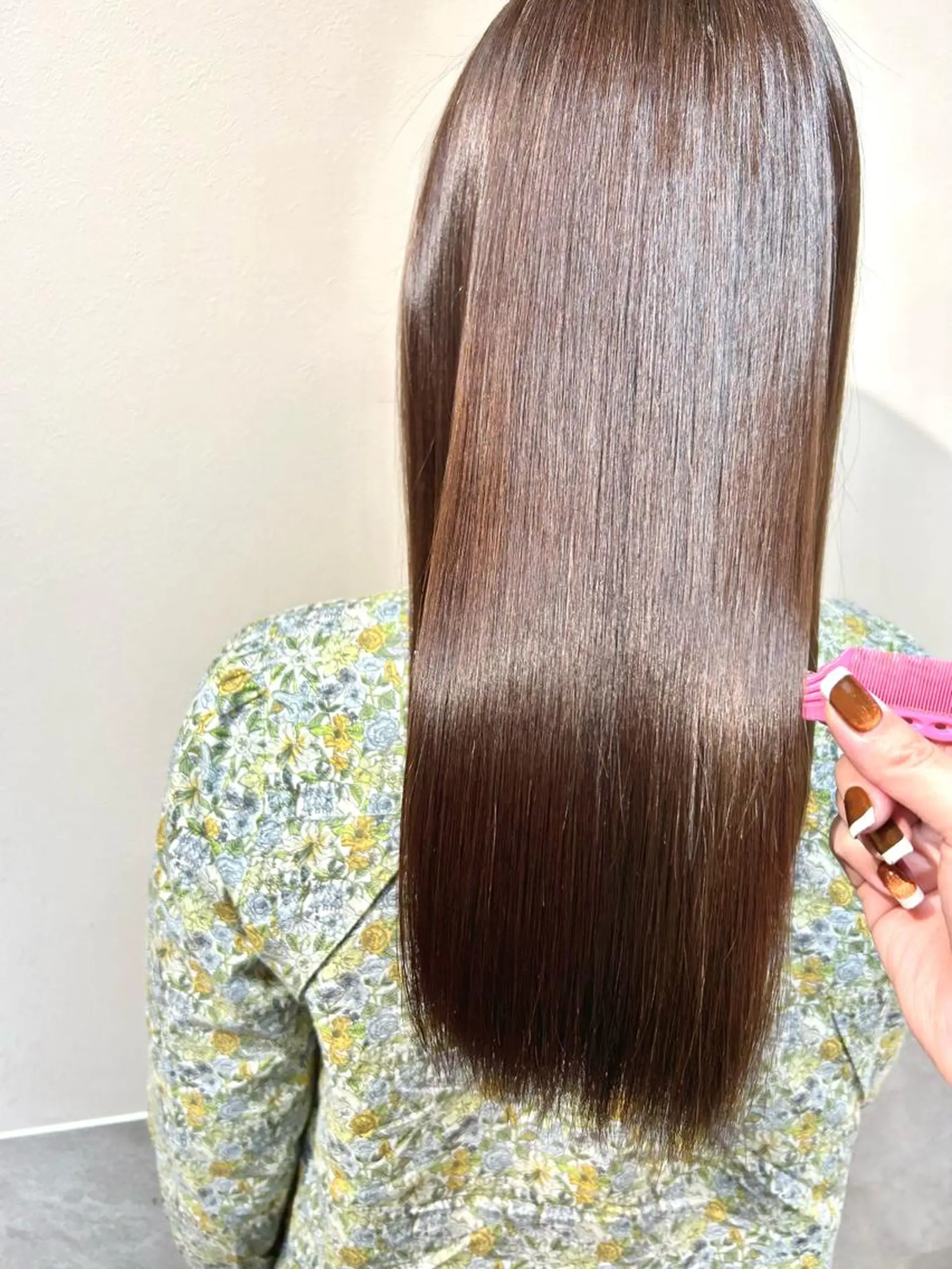 セミロング カラー カット ヘアカラー トリートメント 西 めぐみのヘアスタイル