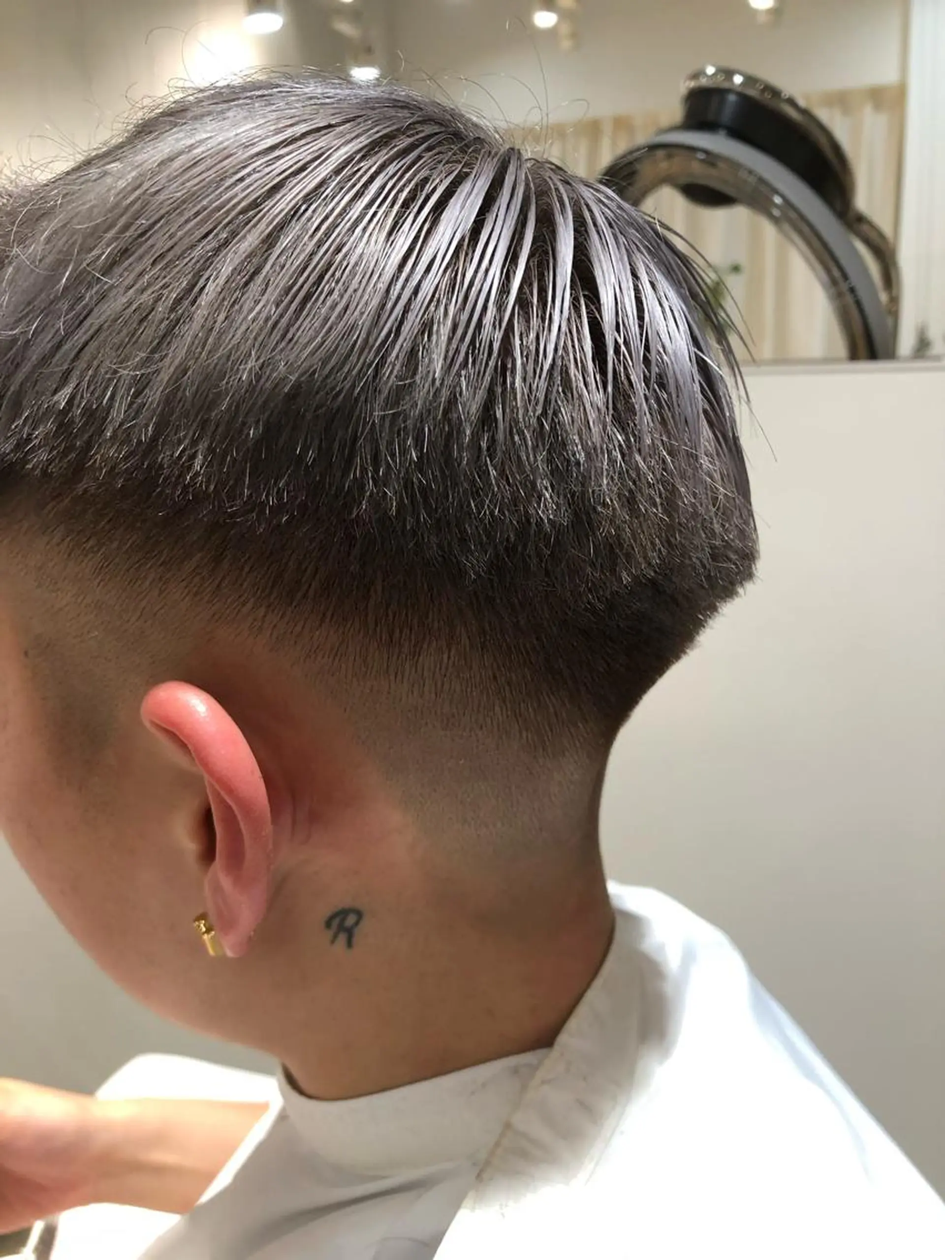 ショート カラー アロア登戸所属・こやま りほのヘアスタイル