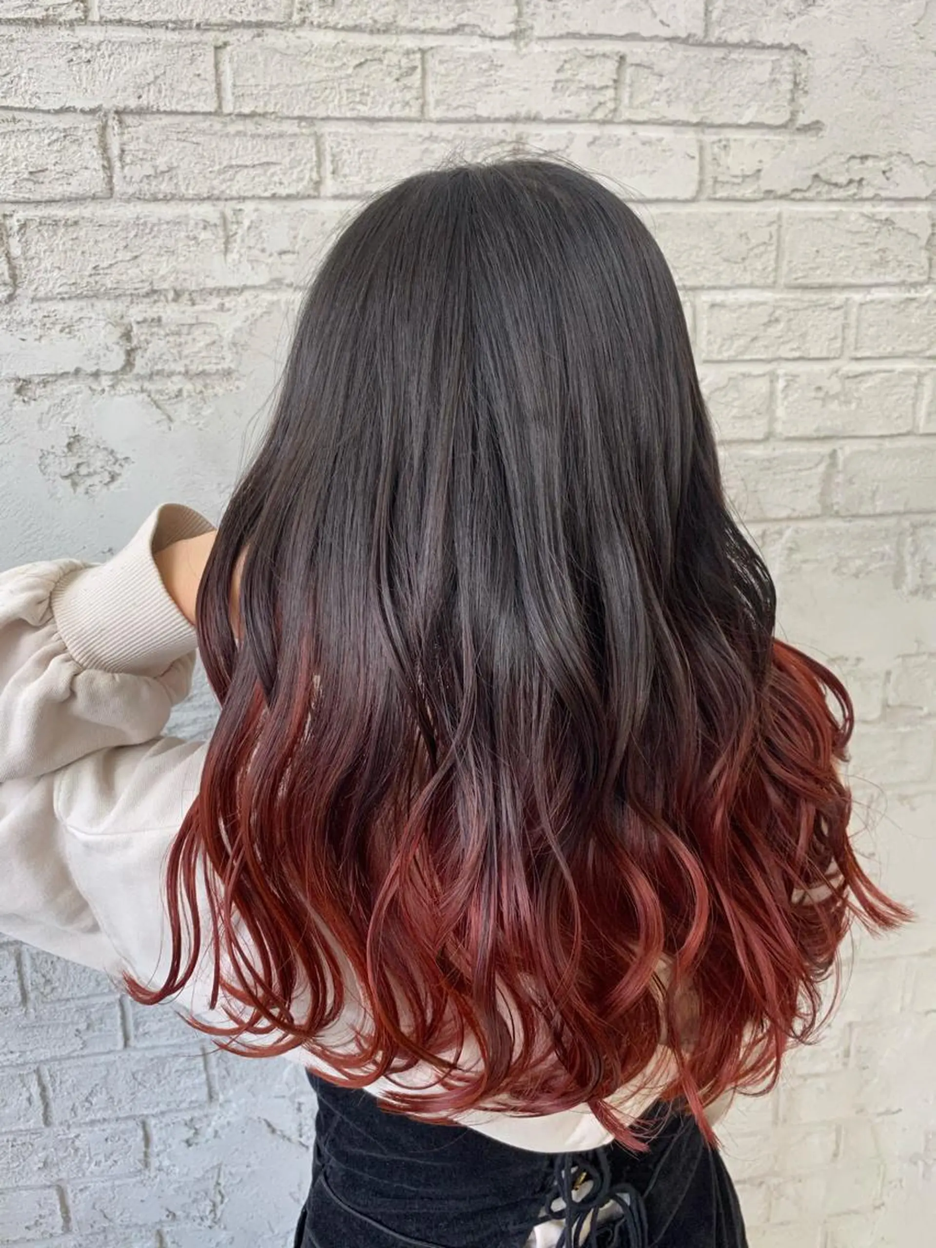 ロング カラー グラデーションカラー レッドカラー Eleanor池袋東口2nd所属・池袋/韓国レイヤー 💗🐇amiのヘアスタイル