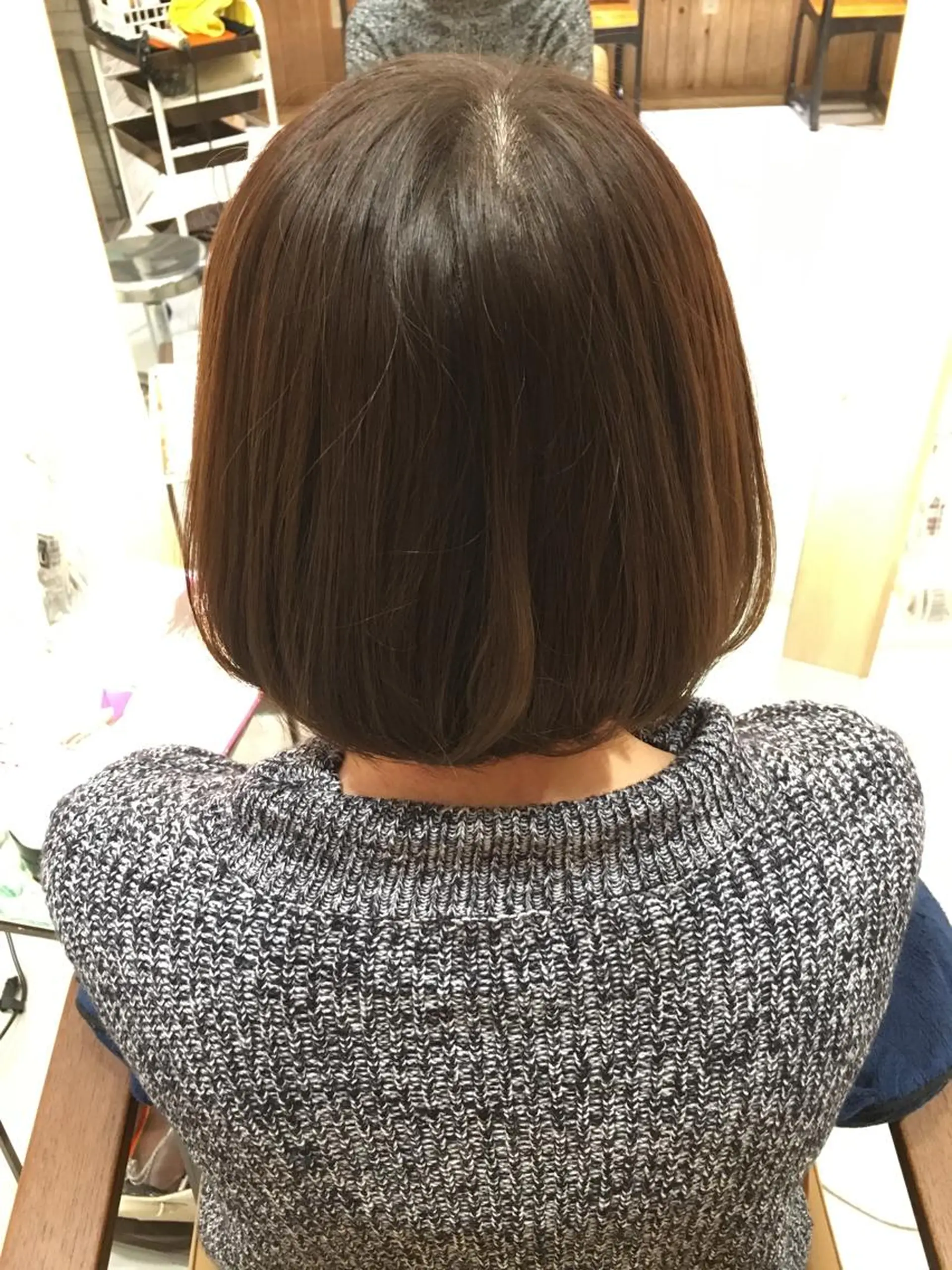 ショート カラー ボブ due hair 京都駅前店 MILBON オージュア認定サロン【デューヘアー】所属・ハイトーンブリーチ 土坂 由志【京都】のヘアスタイル