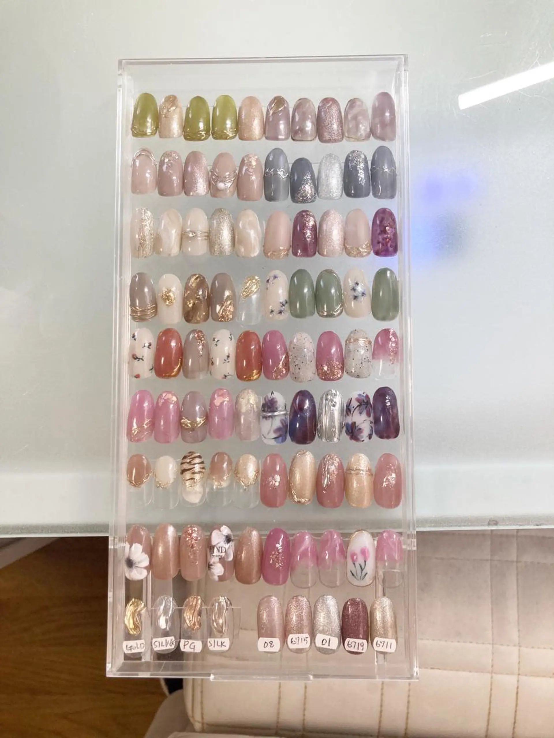 ネイル ハンドネイル M flore (エムフローレ)のネイルデザイン