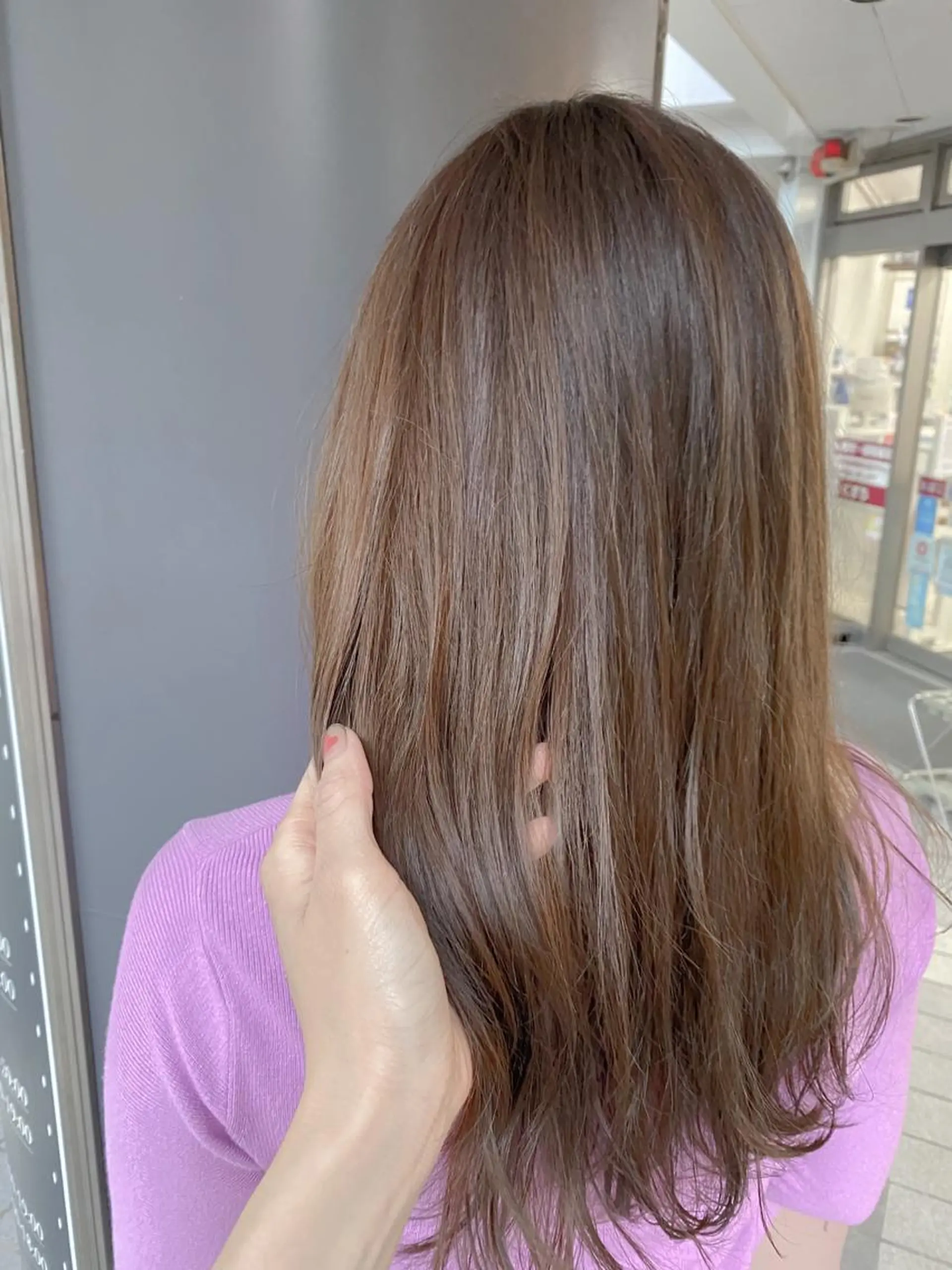 セミロング カラー 伊藤 いほみの眉毛・アイブロウイメージ