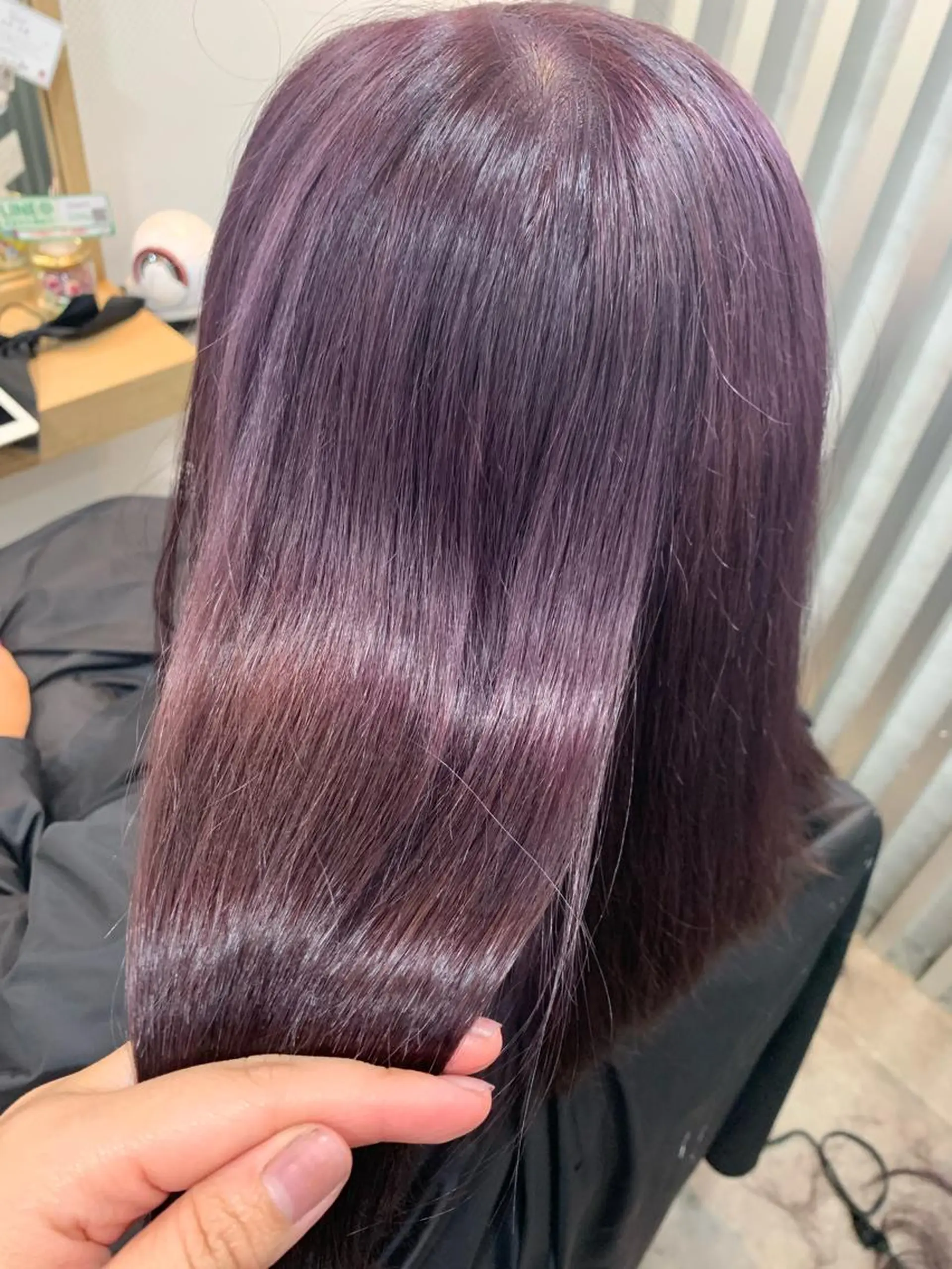 セミロング N°rico川喜田 里衣のヘアスタイル