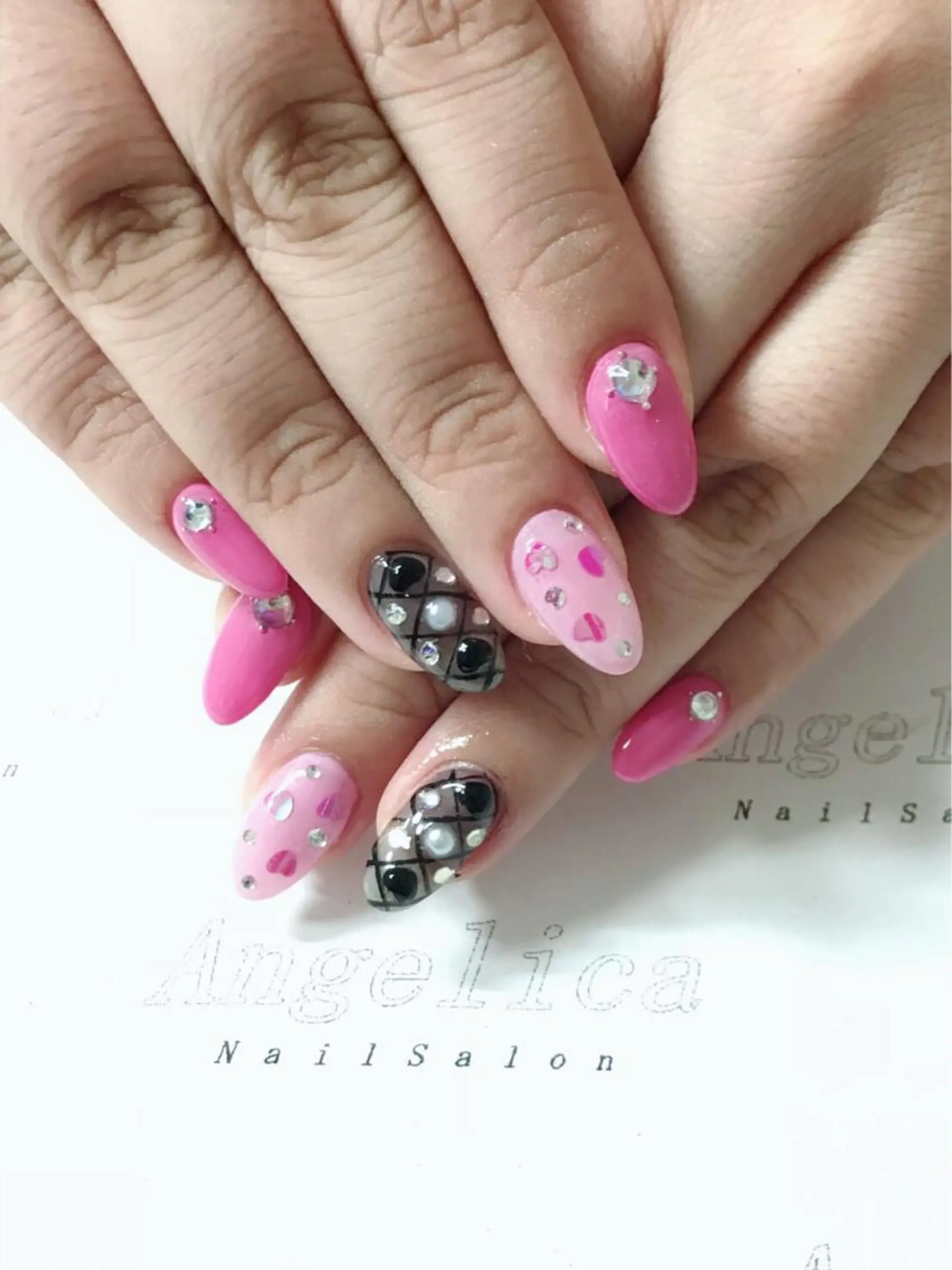 ネイル ハンドネイル Angelica ネイリストのネイルデザイン