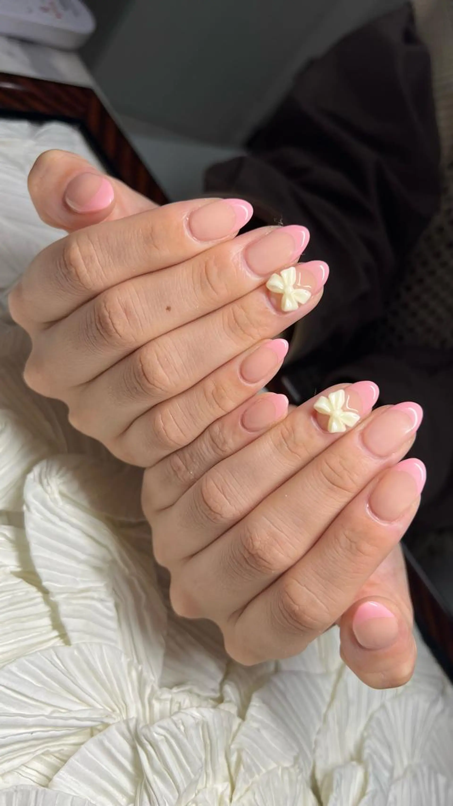 ネイル リボン DC nail salonのネイルデザイン