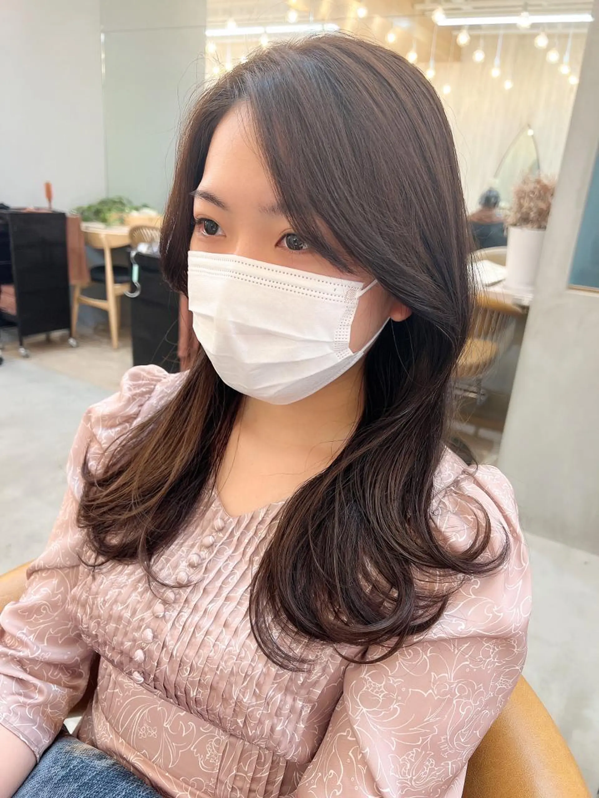 セミロング カット ヘアカラー トリートメント 🌷韓国レイヤー/艶 カラー🇰🇷amiのヘアスタイル