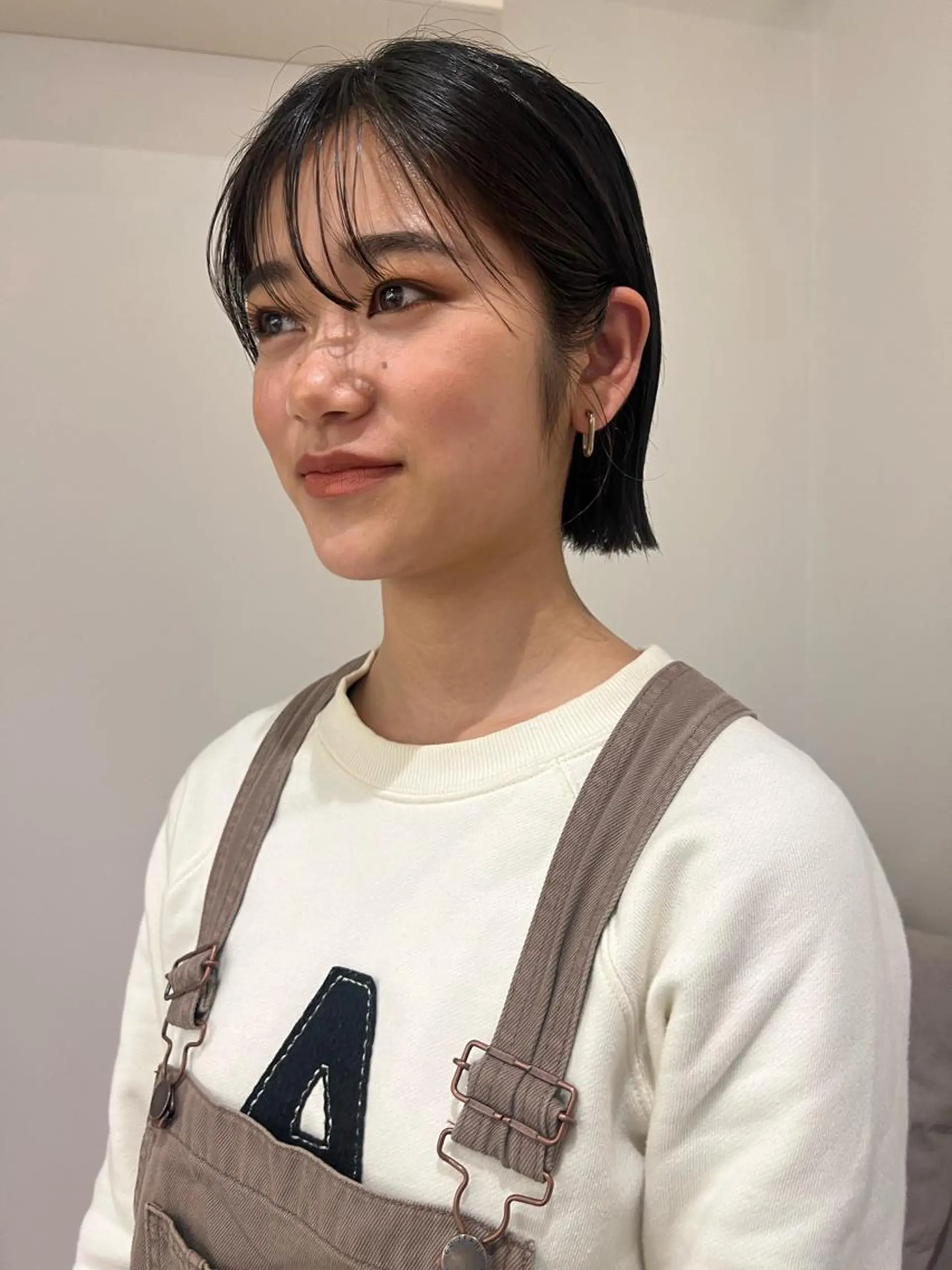 ショート 外ハネヘア 似合わせカット🫧 /パーマRINAのヘアスタイル