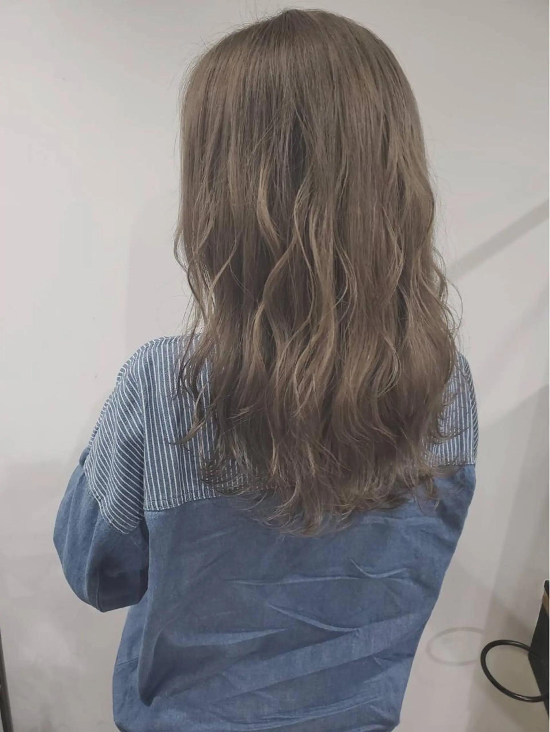 セミロング Le Lien カジのヘアスタイル