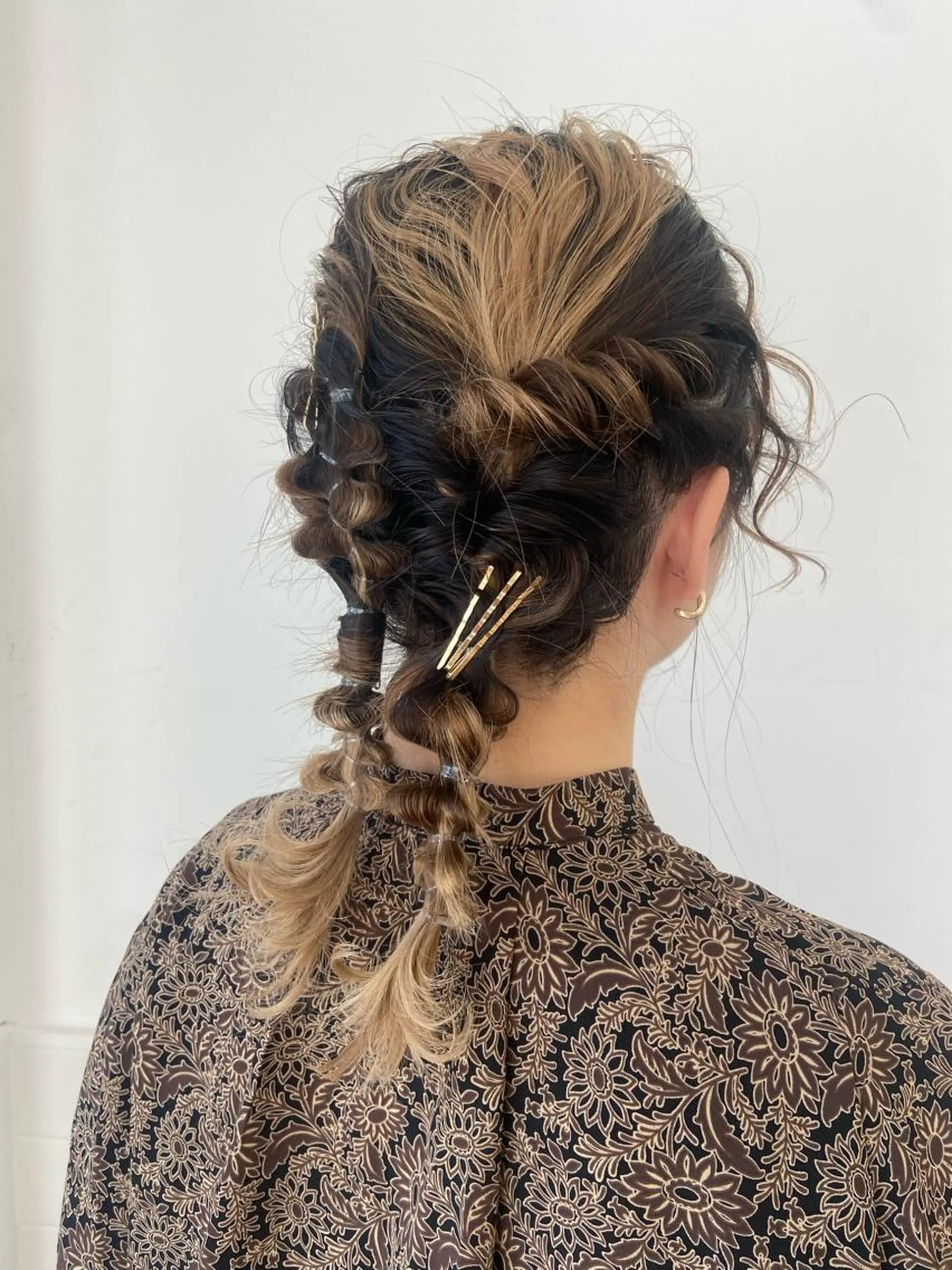 ロング ヘアアレンジ ヘアセット ダブルカラー 🌙ｃｈｉｎａｒｉのヘアスタイル