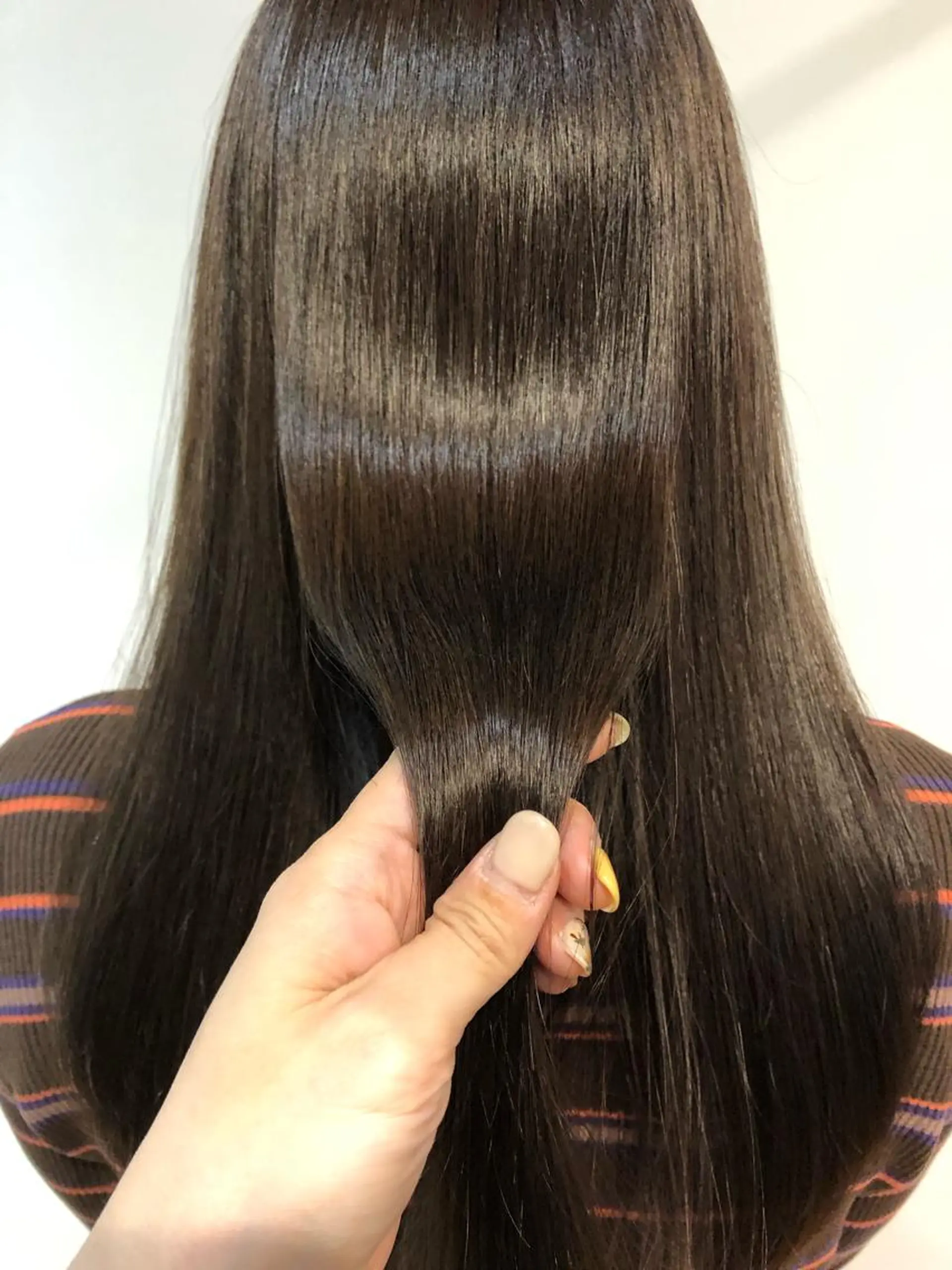 ロング カラー カット ヘアカラー トリートメント 青野 文香のヘアスタイル