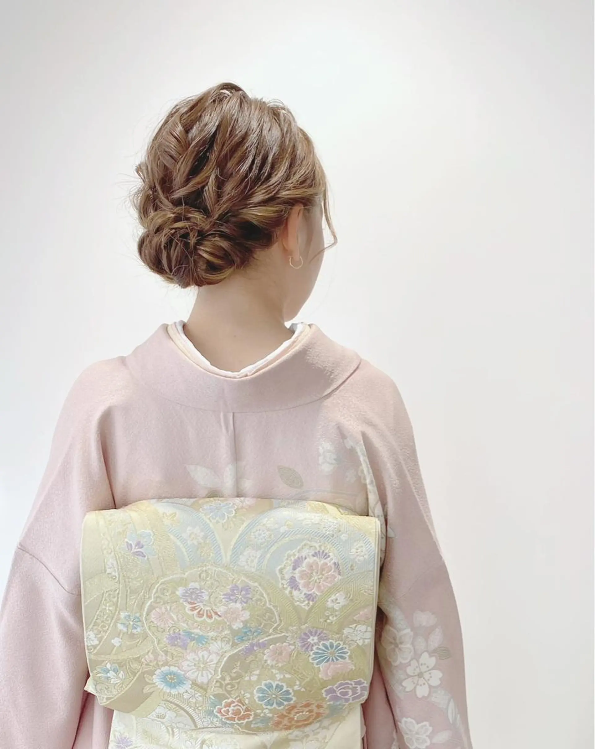 セミロング ヘアアレンジ 着付け GRANLUSSO 〜グランルッソ駅前店所属・木口 嘉美のヘアスタイル