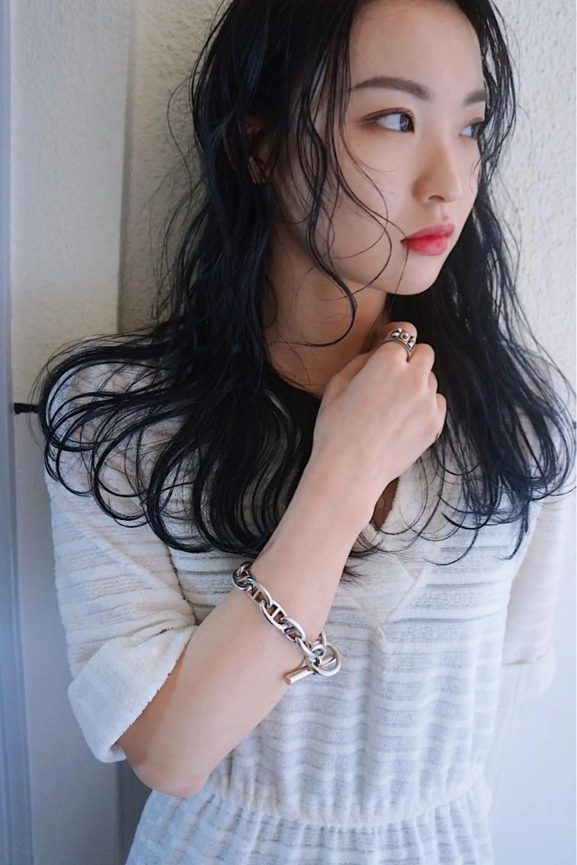 ロング カラー パーマ ヘアアレンジ メンズ キッズ ネイル マツエク・マツパ ベージュカラー ブルーカラー ブルージュ 透明感カラー グレージュ 古賀 侑磨のヘアスタイル