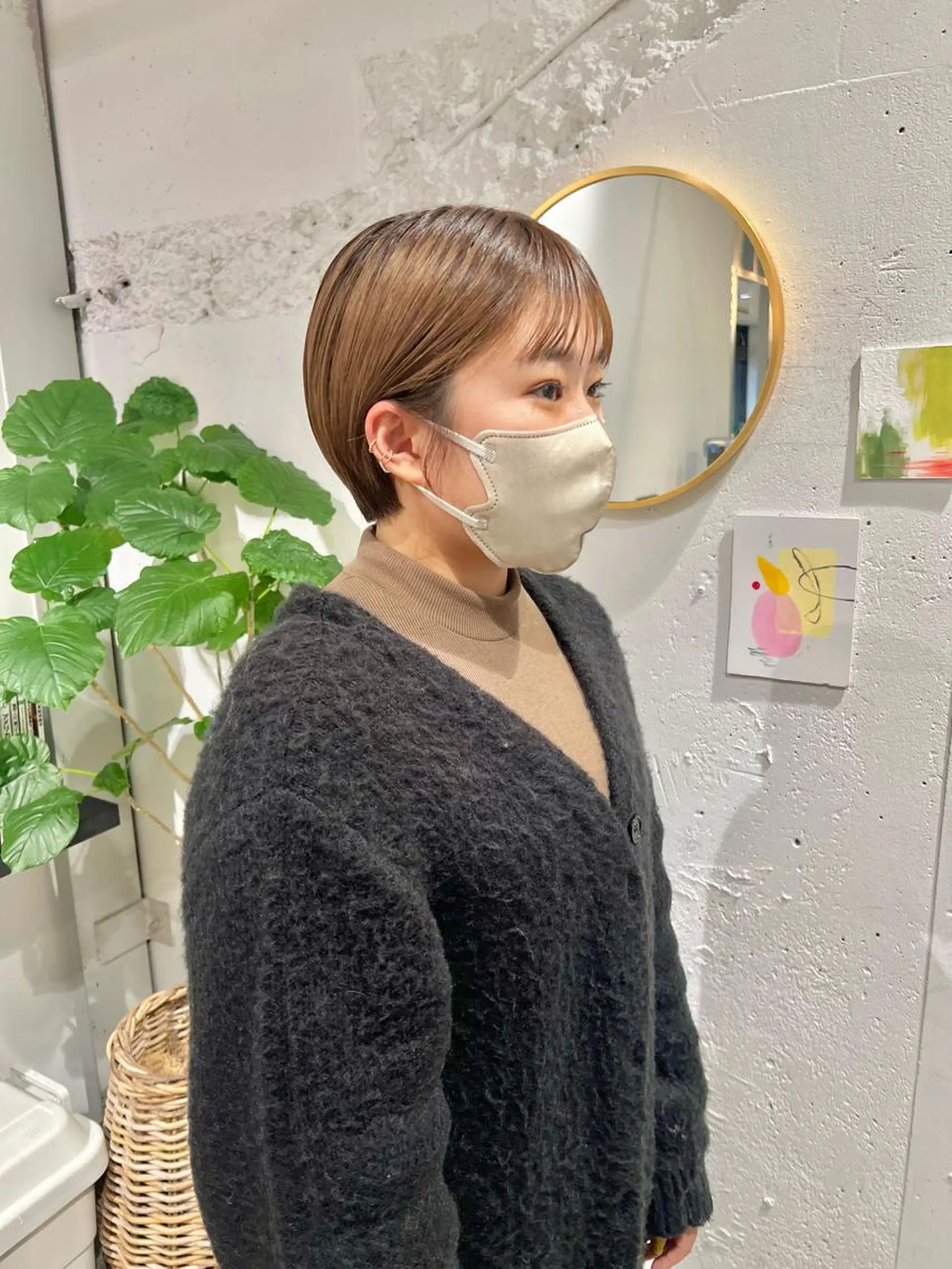 ショート カット 石井 菜々のヘアスタイル