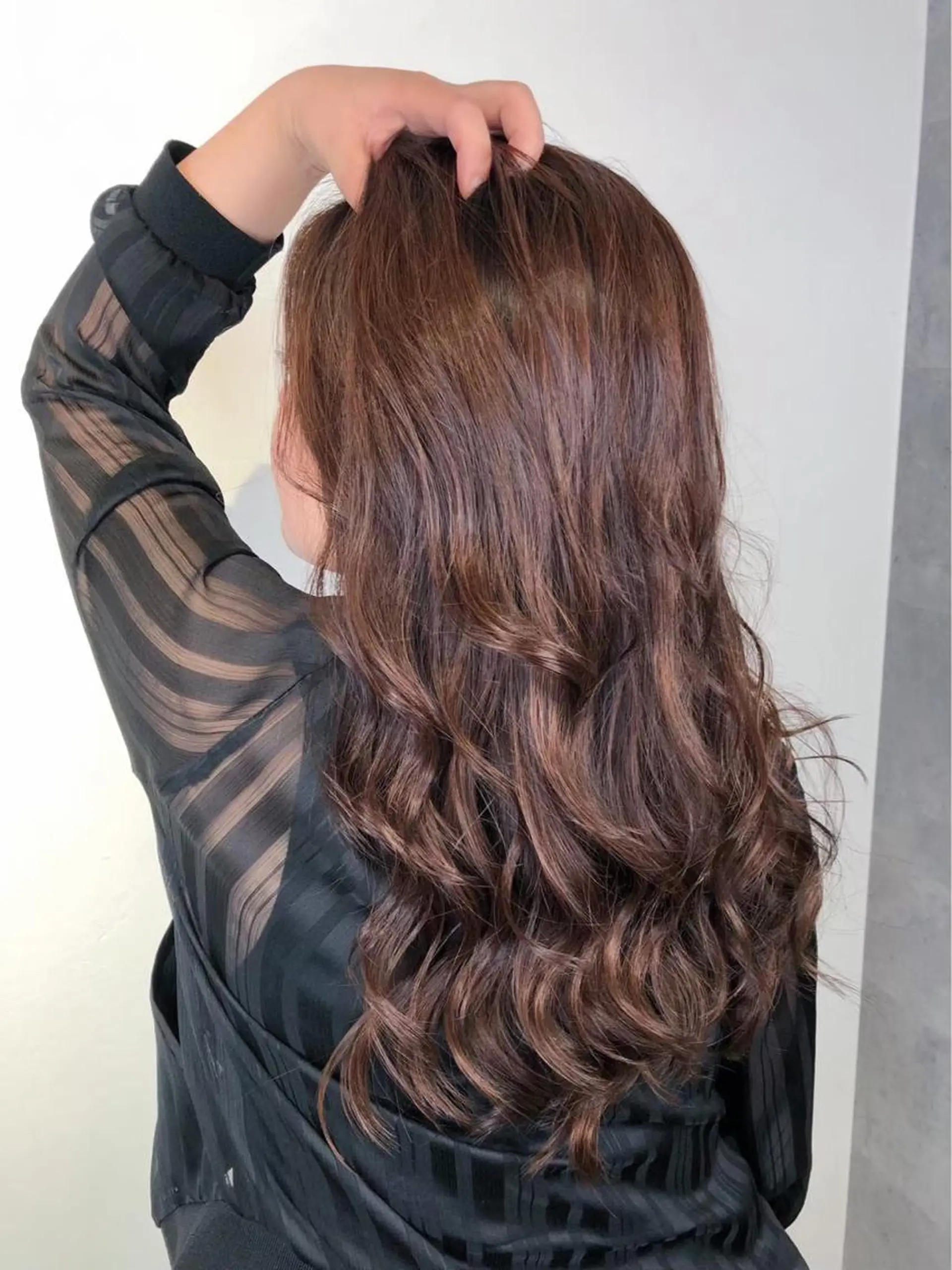 セミロング カラー _WHITE 高槻のヘアスタイル