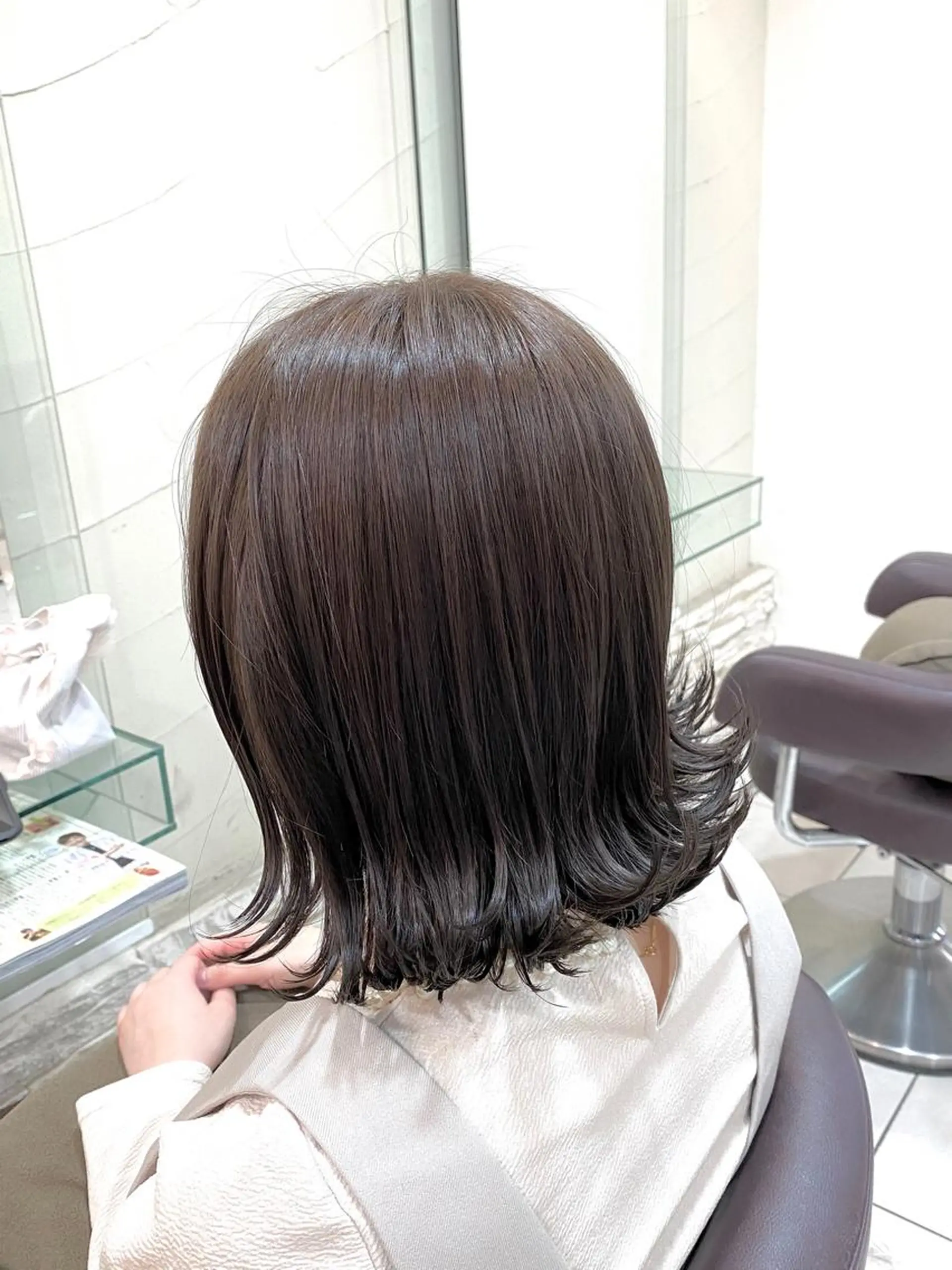 ミディアム 切りっぱなしボブ ボブ 外ハネヘア NOON    hair make+happy time所属・🌟NOON🌟 野崎謙吾のヘアスタイル