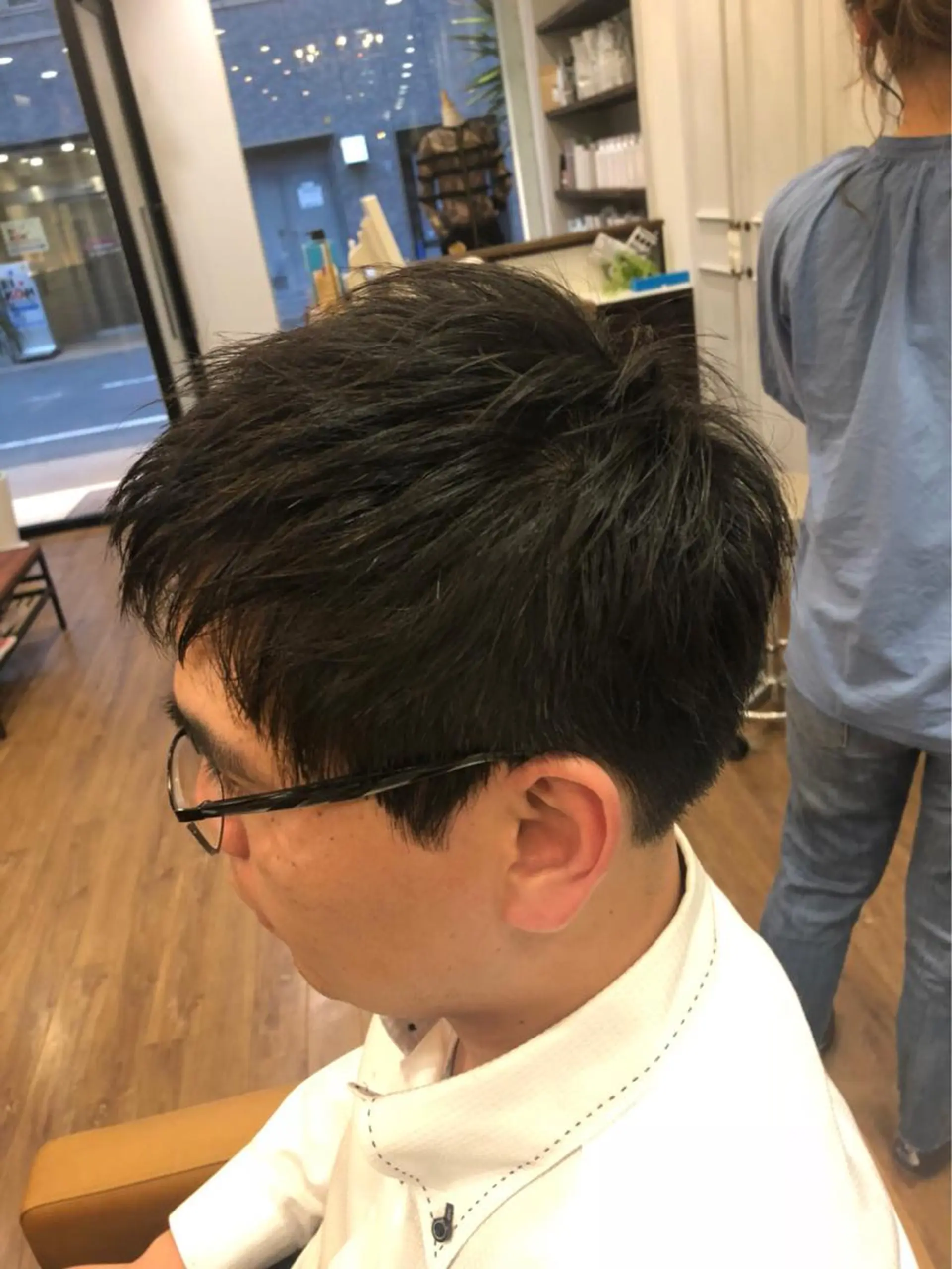 ショート メンズ 新井 友菜のヘアスタイル