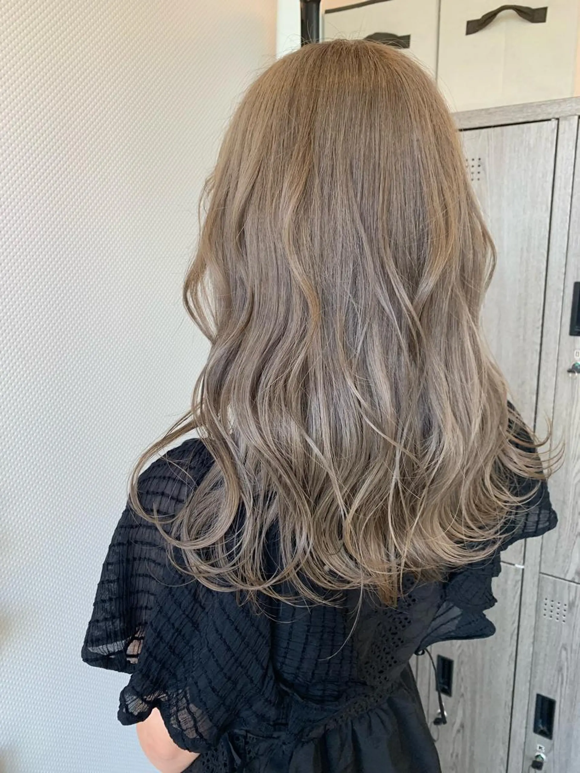 ロング N°rico川喜田 里衣のヘアスタイル