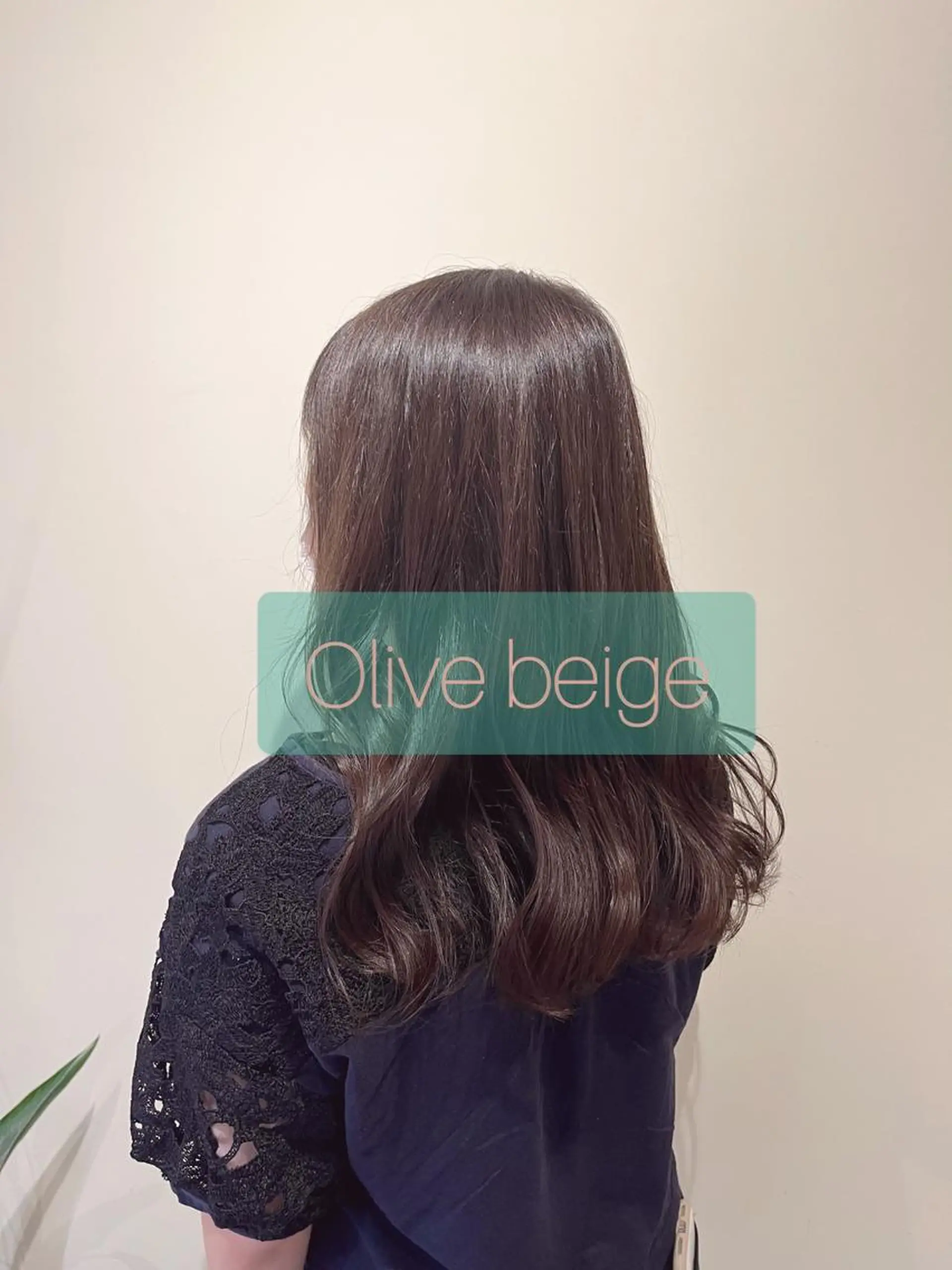 セミロング ヘアカラー 🧡ミルクティー/ レイヤー🧡ショウナのヘアスタイル