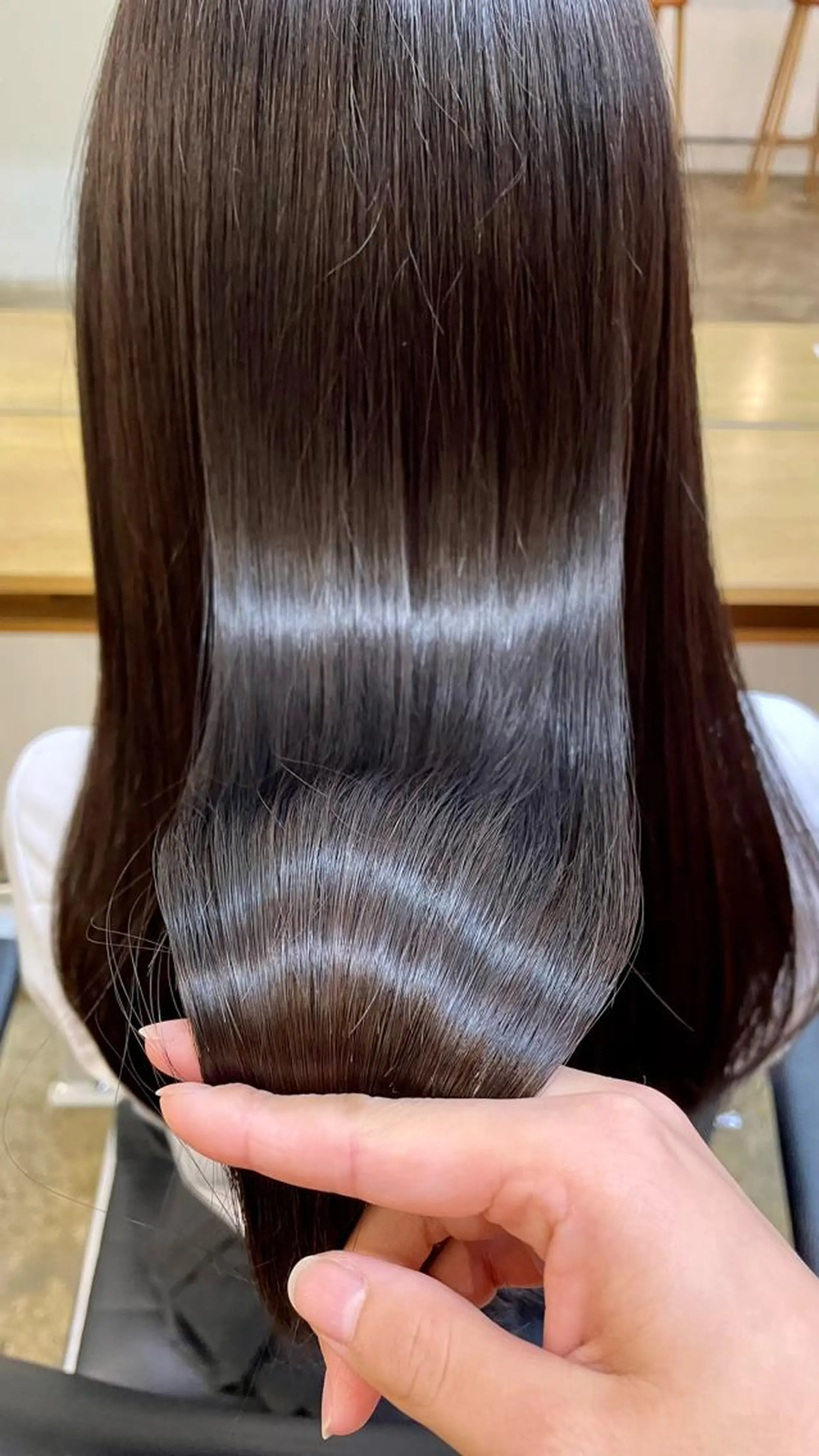 セミロング カット 縮毛矯正 トリートメント オリーブカラー 長谷川のヘアスタイル