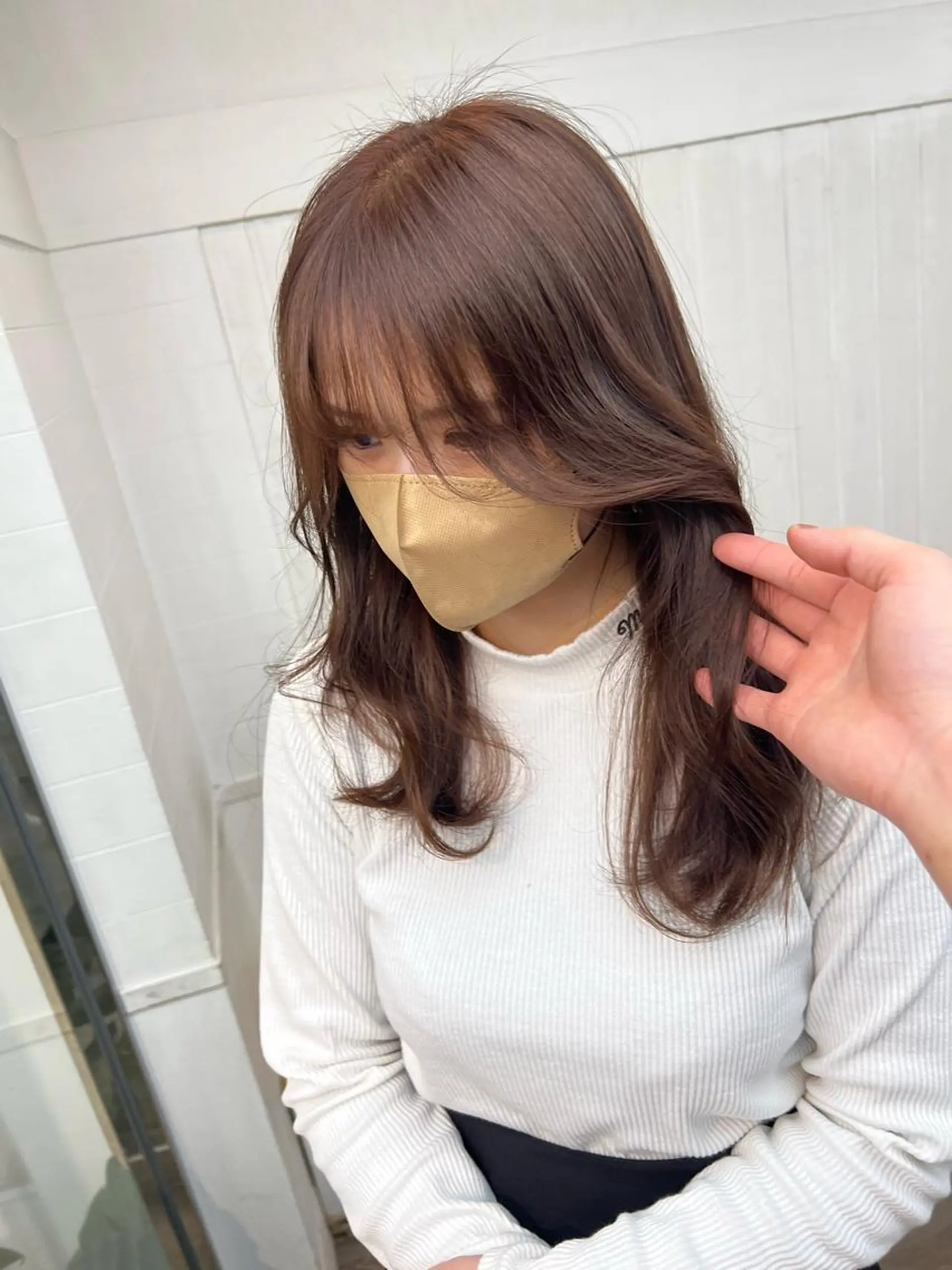 セミロング 【YUTO】確実に 髪を綺麗にするプロ。のヘアスタイル